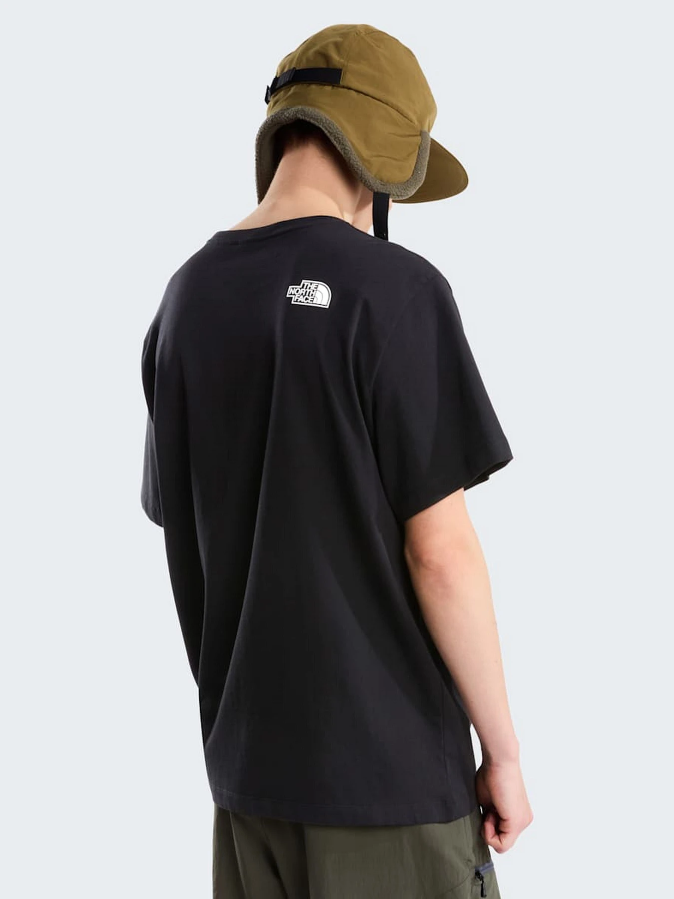 Футболки и поло The North Face U ZUMU 2.0 RELAXED SS TEE модель NF0A8KQGJK31 Футболки и поло The North Face U ZUMU 2.0 RELAXED SS TEE модель NF0A8KQGJK31 Фото