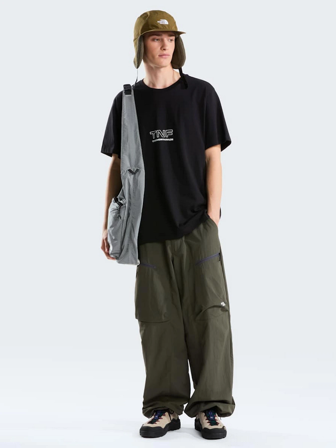 Футболки и поло The North Face U ZUMU 2.0 RELAXED SS TEE модель NF0A8KQGJK31 Футболки и поло The North Face U ZUMU 2.0 RELAXED SS TEE модель NF0A8KQGJK31 Фото