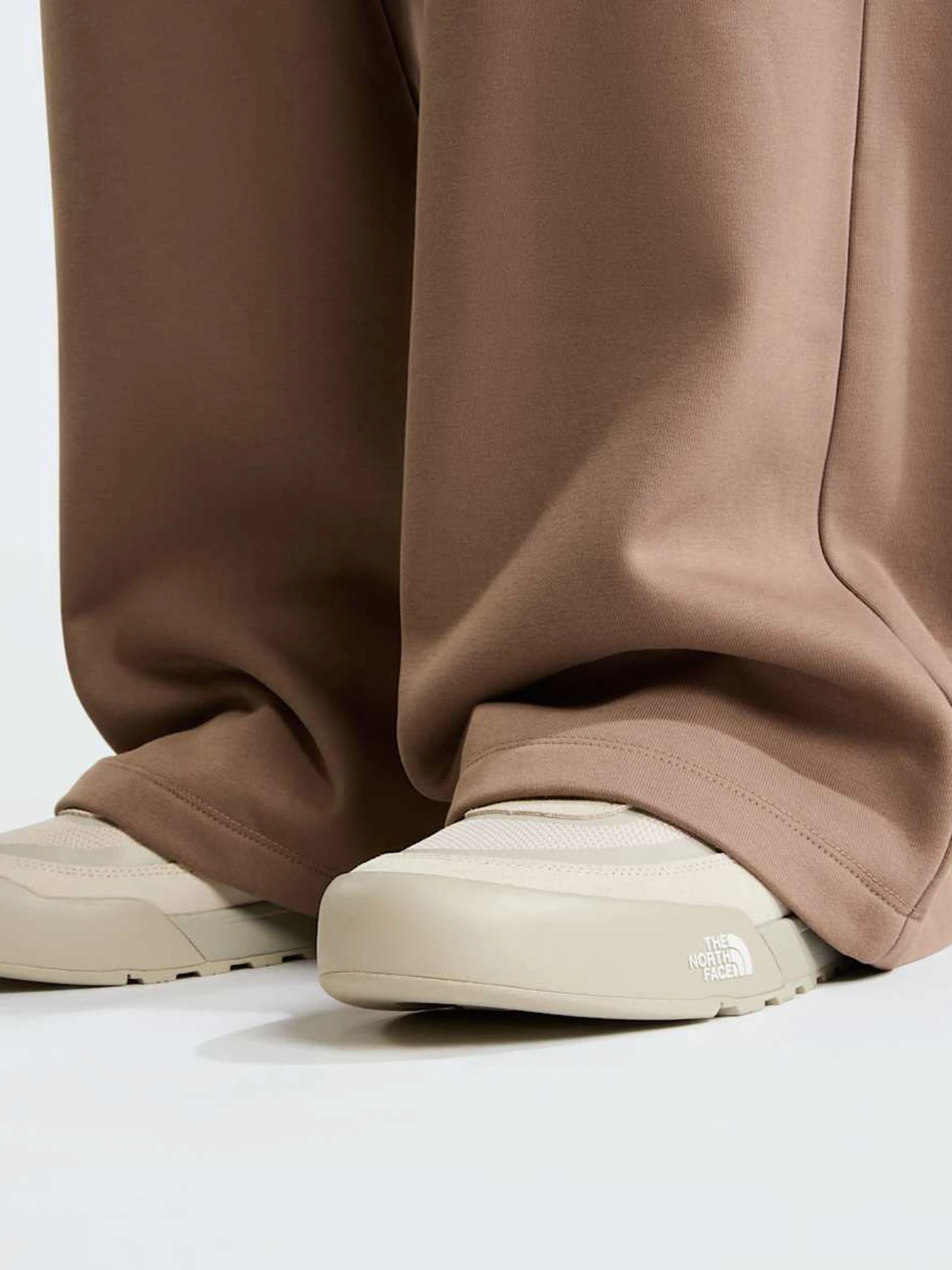 Ботинки и сапоги The North Face CLYFFE MID INSULATED WP модель NF0A8D8X6S41 Фото