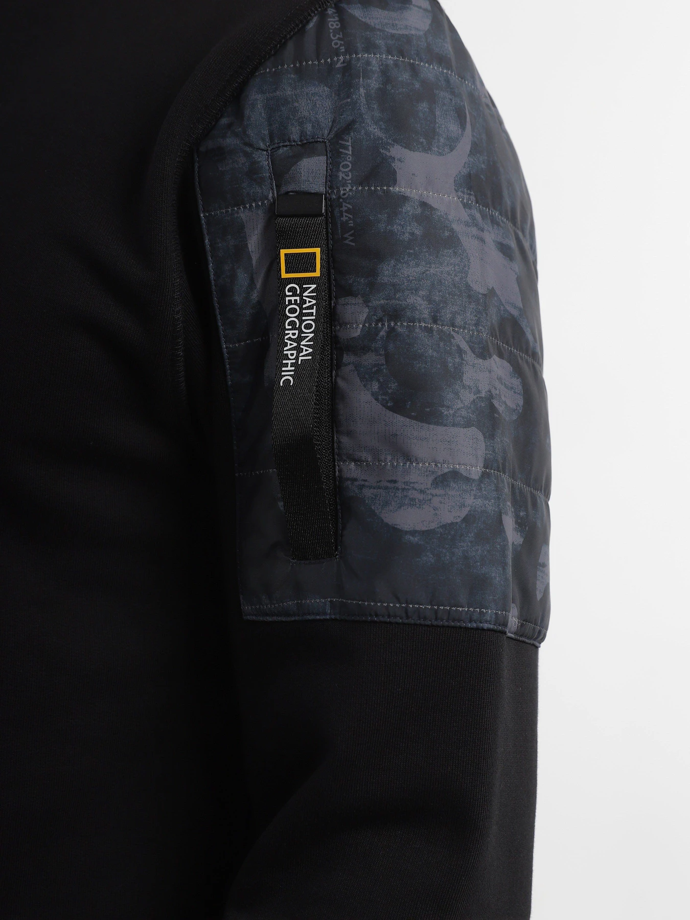 Худи и свитшоты National Geographic Advanced Foundation Crew Neck модель M121-02-555_чорний Худи и свитшоты National Geographic Advanced Foundation Crew Neck модель M121-02-555_чорний Фото