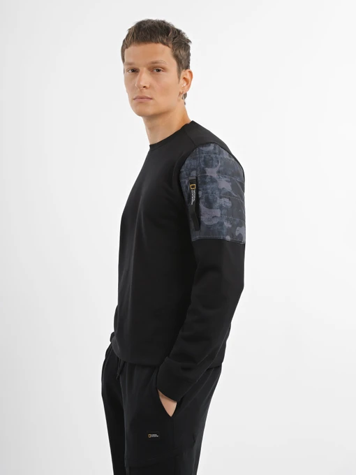 Худі та світшоти National Geographic Advanced Foundation Crew Neck модель M121-02-555_чорний Фото