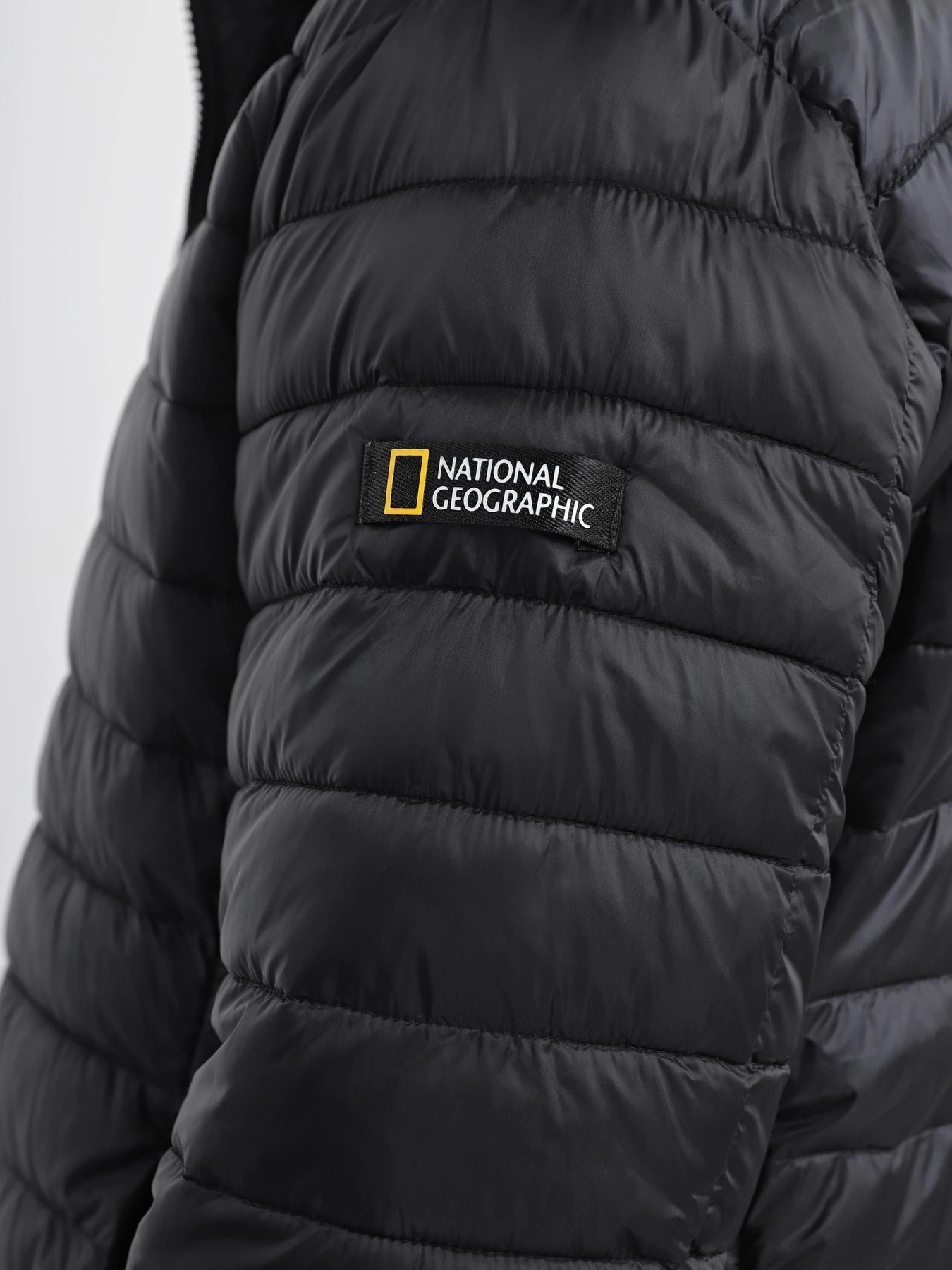 Куртки и дубленки National Geographic No Goose Hood модель M999-01-102_чорний Фото