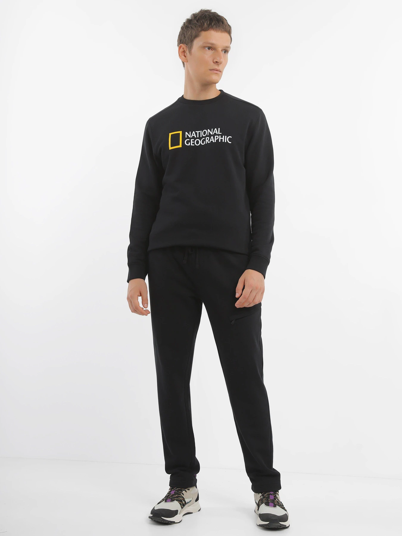 Худі та світшоти National Geographic Foundation Big Logo Crew модель M999-02-814_чорний Худі та світшоти National Geographic Foundation Big Logo Crew модель M999-02-814_чорний Фото