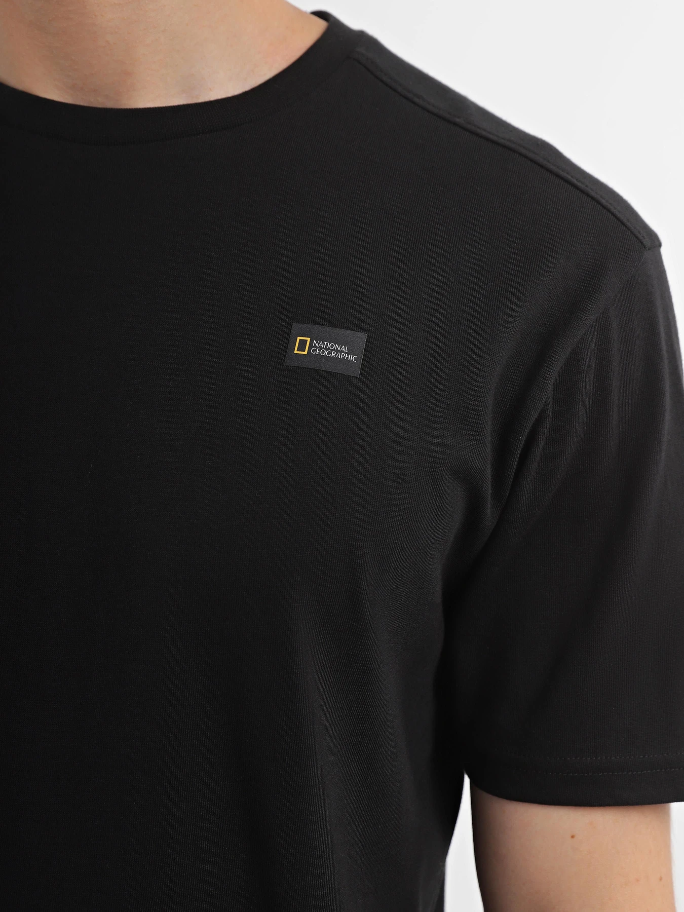 Футболки и поло National Geographic Foundation Small Logo модель M999-03-820_чорний Футболки и поло National Geographic Foundation Small Logo модель M999-03-820_чорний Фото