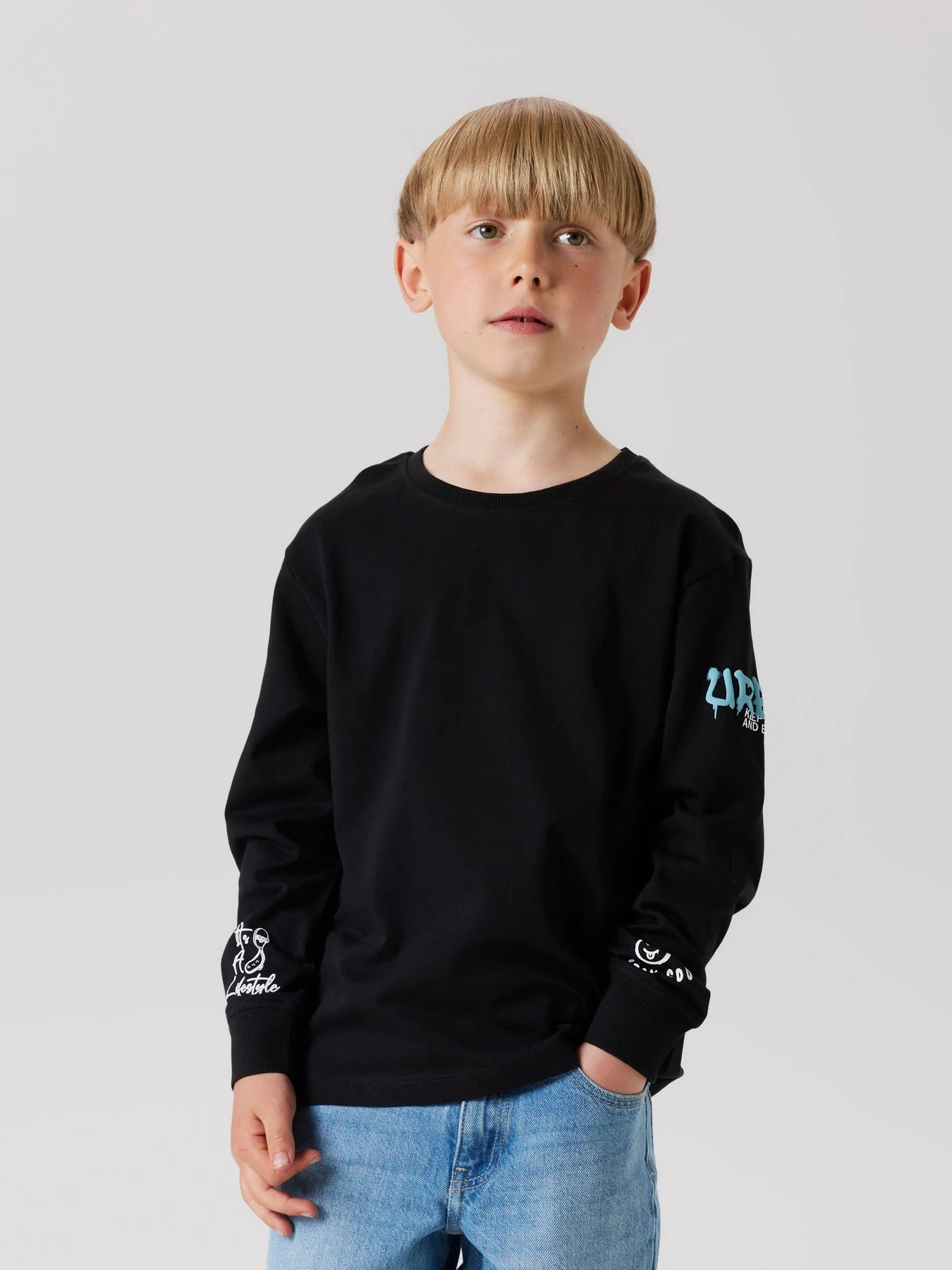 Худи и свитшоты Name it LATIMER LS NREG TOP модель 13245373_Black Худи и свитшоты Name it LATIMER LS NREG TOP модель 13245373_Black Фото