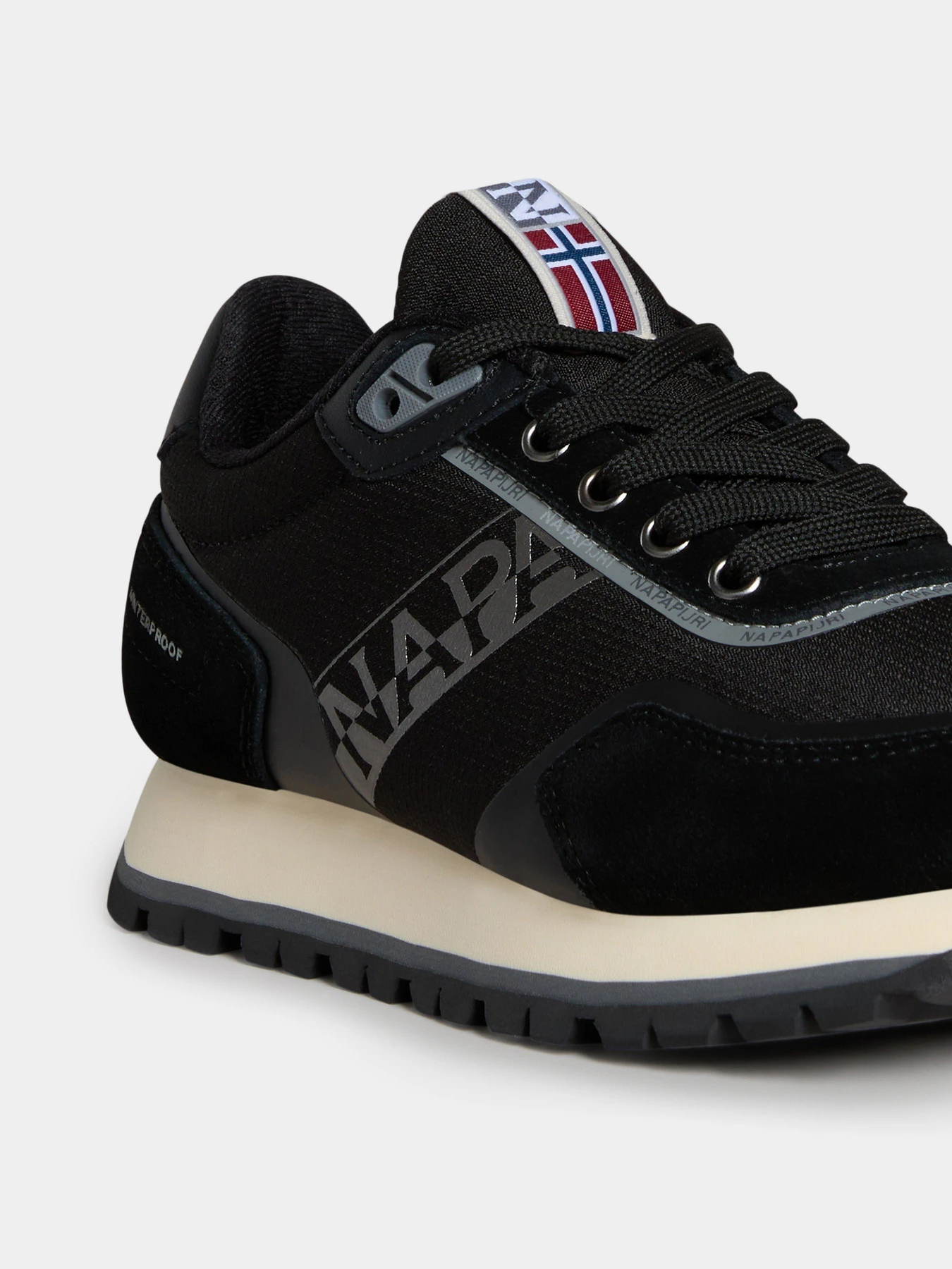 Кросівки Napapijri Lilac Trainers модель NP0A4HW80411 Кросівки Napapijri Lilac Trainers модель NP0A4HW80411 Фото