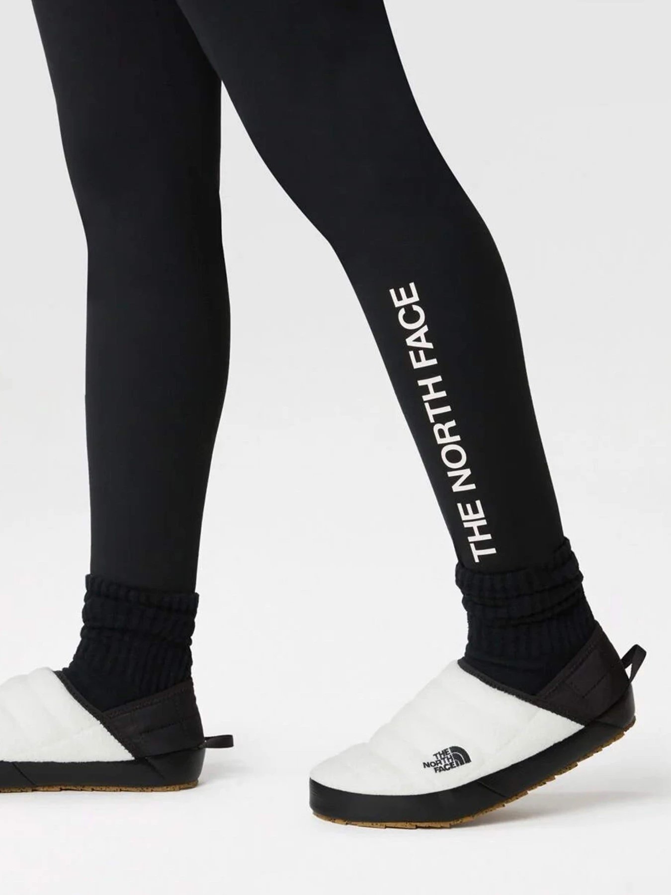 Слипоны и мокасины The North Face Thermoball Traction модель NF0A7W4LQ4C1 Слипоны и мокасины The North Face Thermoball Traction модель NF0A7W4LQ4C1 Фото