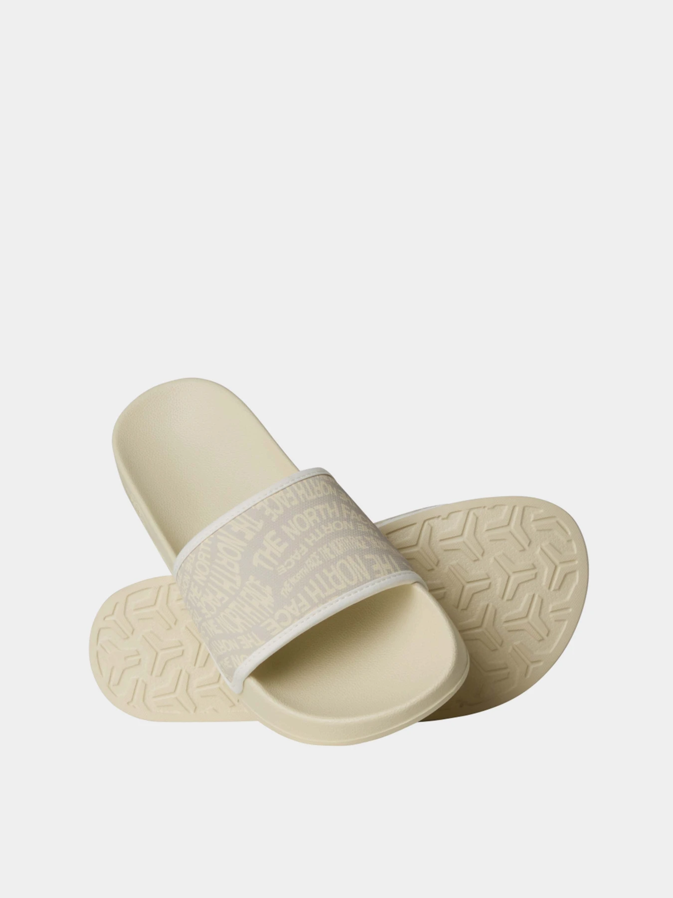 Шльопанці The North Face BASE CAMP SLIDE III модель NF0A4T2SMIA1 Шльопанці The North Face BASE CAMP SLIDE III модель NF0A4T2SMIA1 Фото