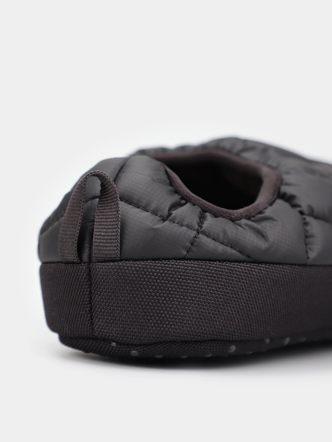 Сліпони та мокасини The North Face ThermoBall™ Tent Mule V модель NF0A3MKNKX71 Фото