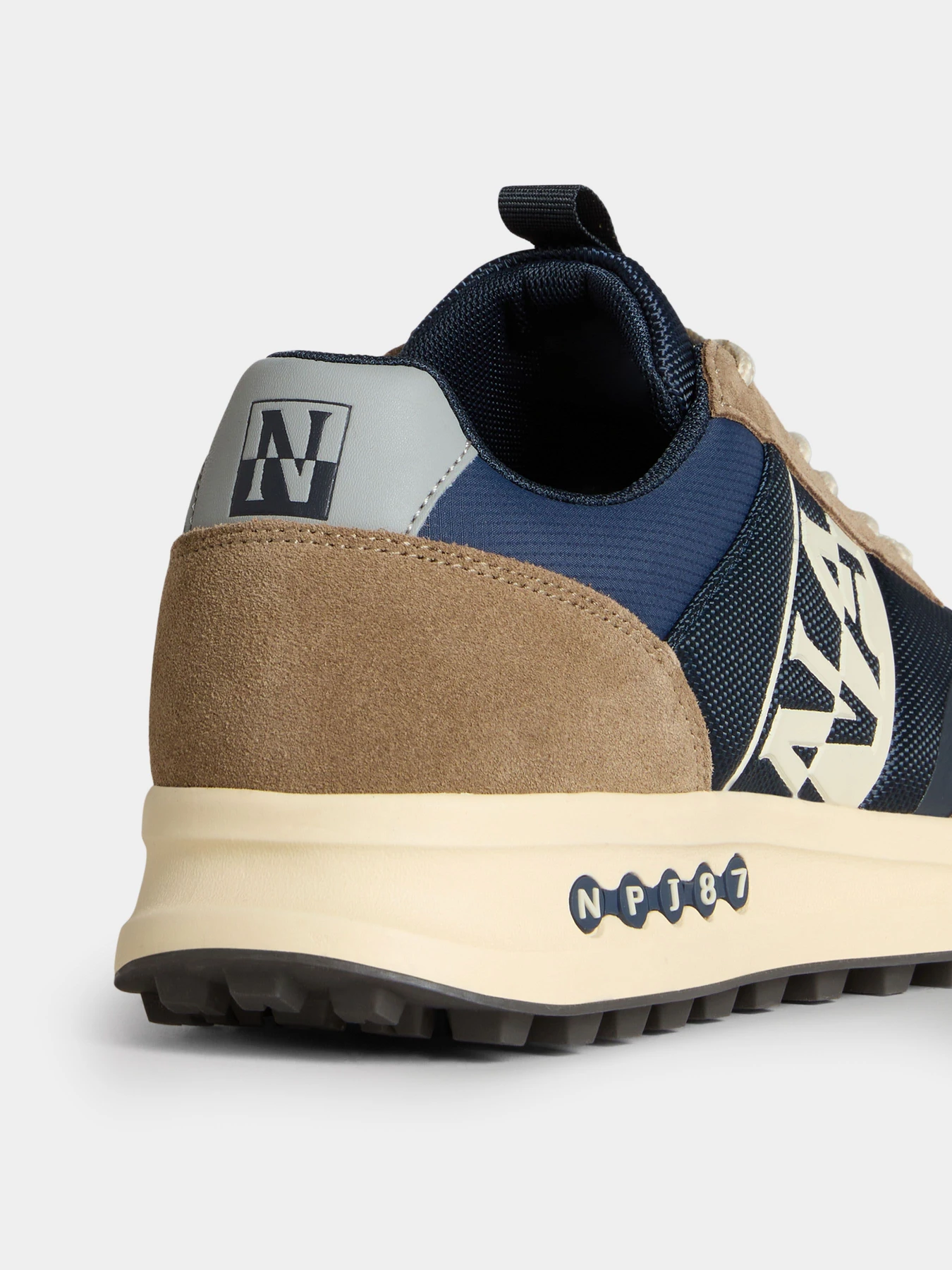 Кроссовки Napapijri Slate Suede Trainers модель NP0A4HVI9041 Кроссовки Napapijri Slate Suede Trainers модель NP0A4HVI9041 Фото