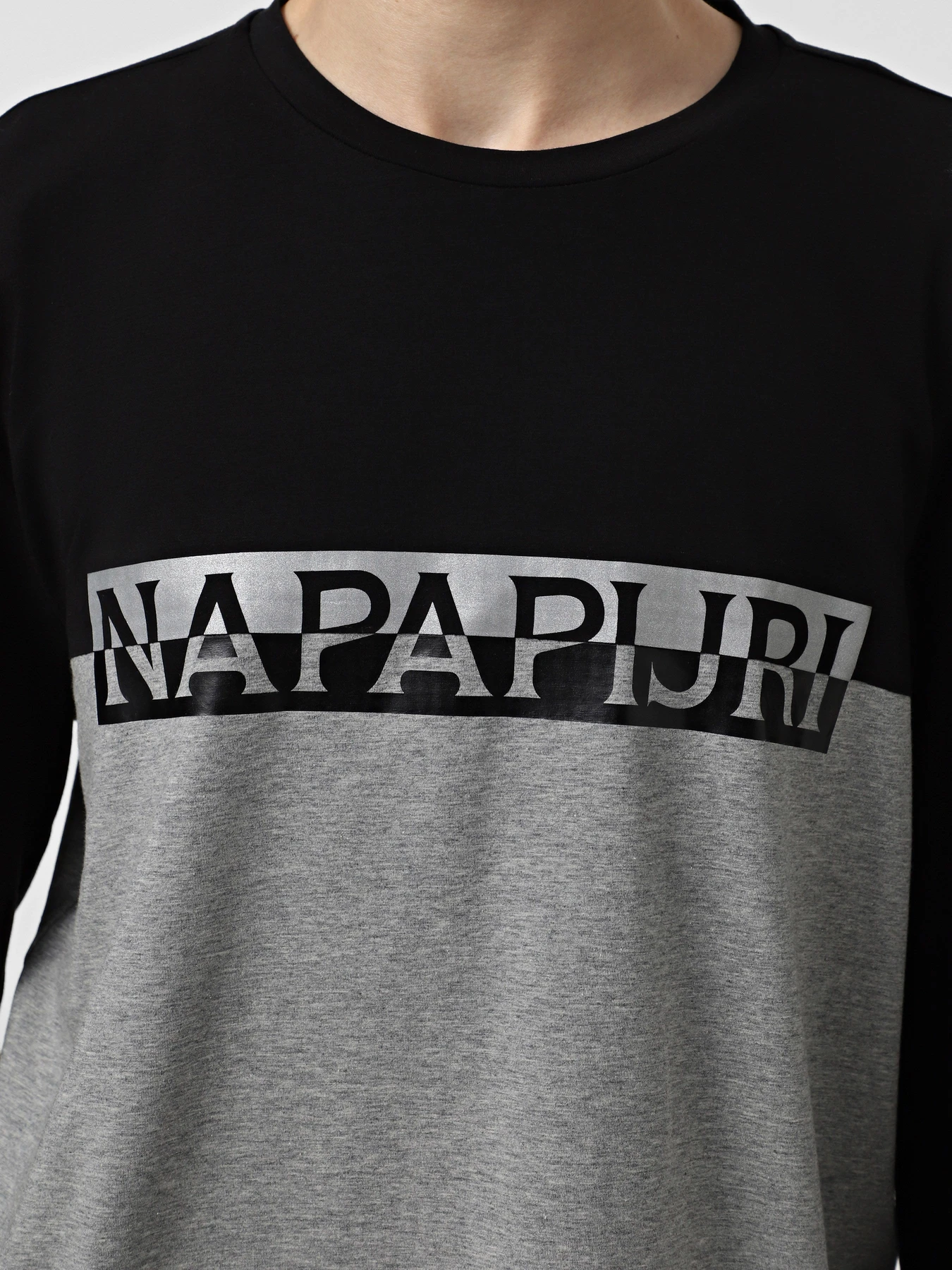 Худи и свитшоты Napapijri модель NP000HX21601 Худи и свитшоты Napapijri модель NP000HX21601 Фото
