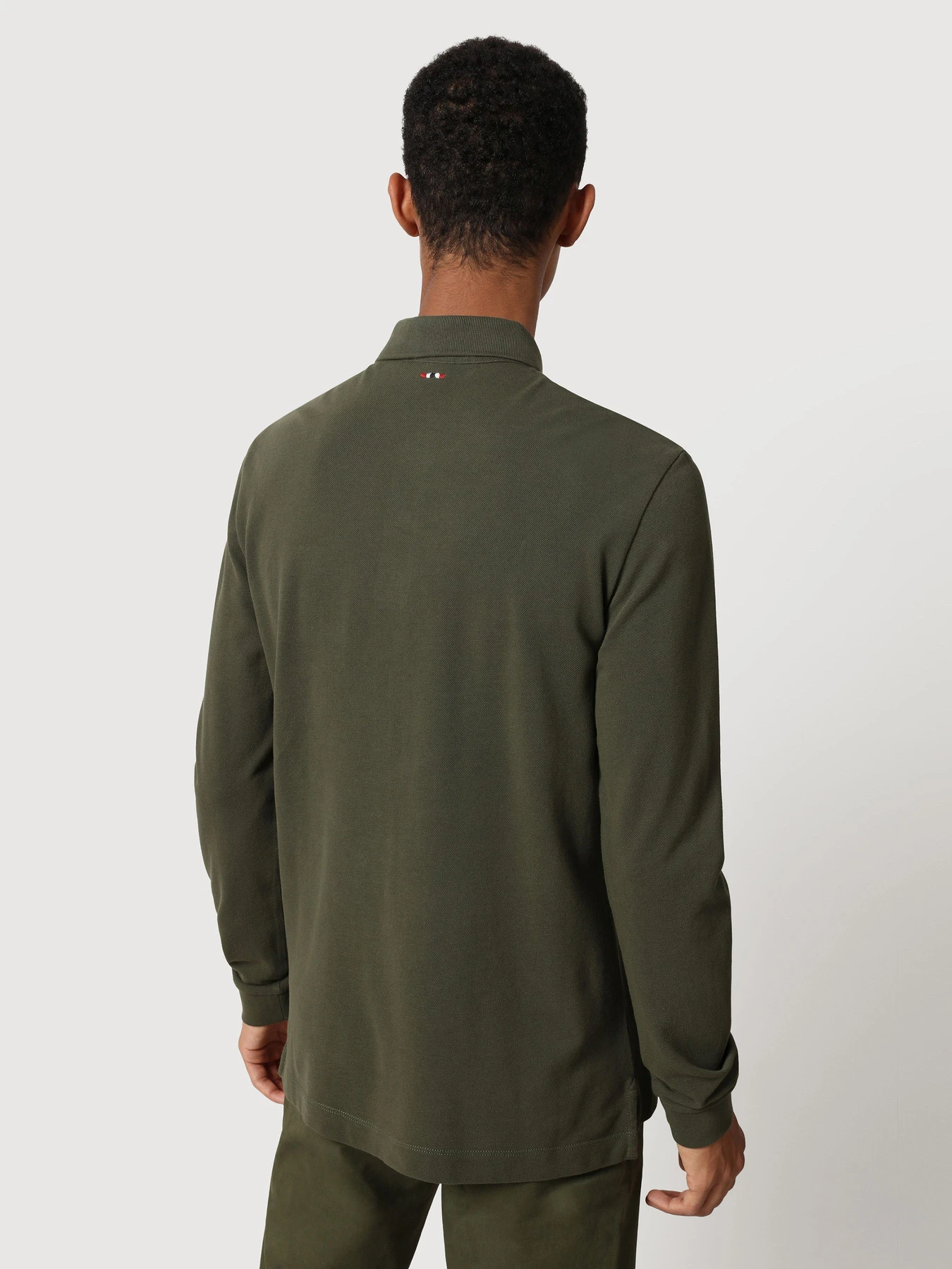 Футболки и поло Napapijri Ebir 1 Green Depths модель NP0A4FQBGE41 Футболки и поло Napapijri Ebir 1 Green Depths модель NP0A4FQBGE41 Фото