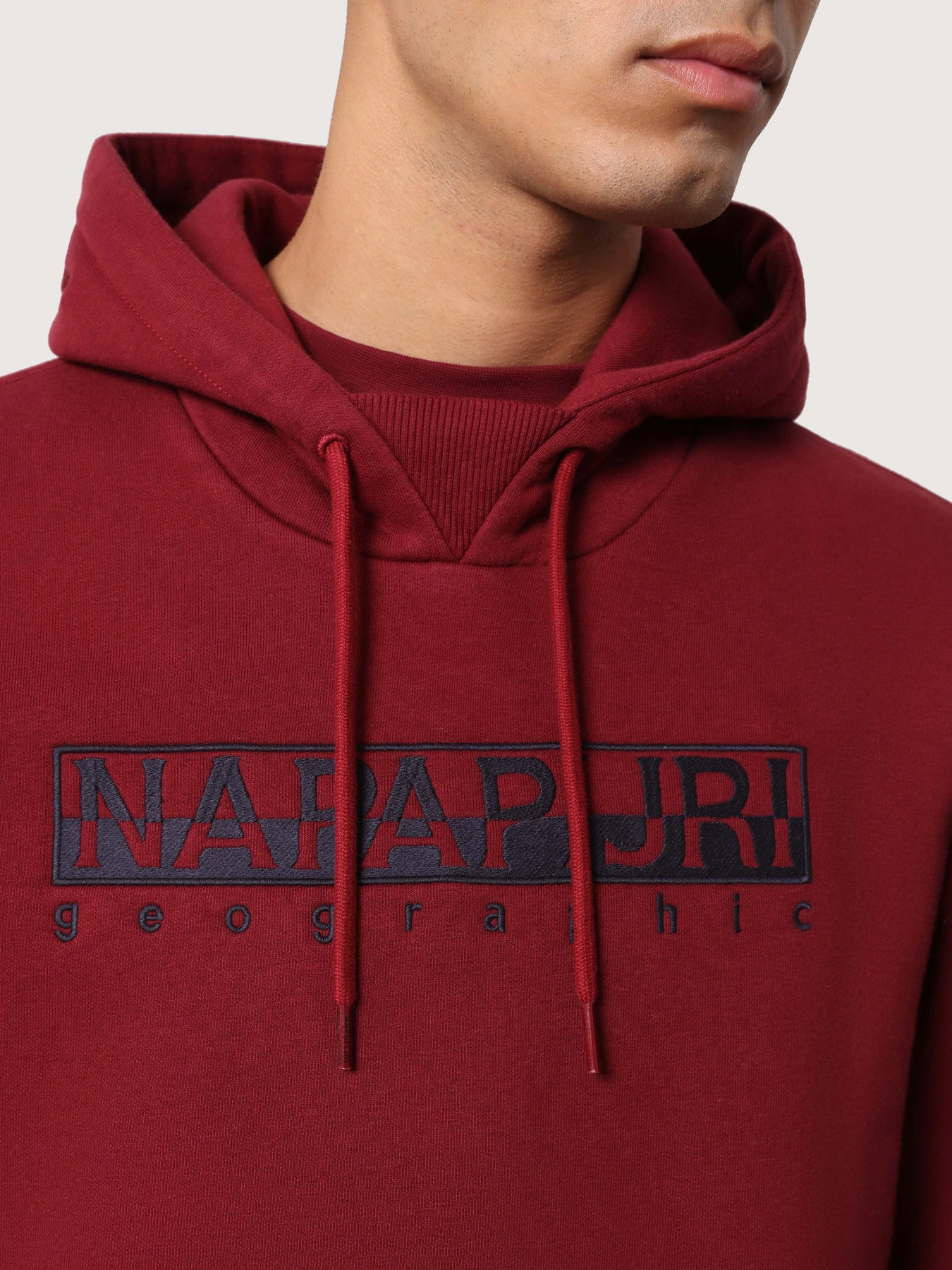 Худи и свитшоты Napapijri Berber H 2 модель NP0A4FQTR541 Худи и свитшоты Napapijri Berber H 2 модель NP0A4FQTR541 Фото