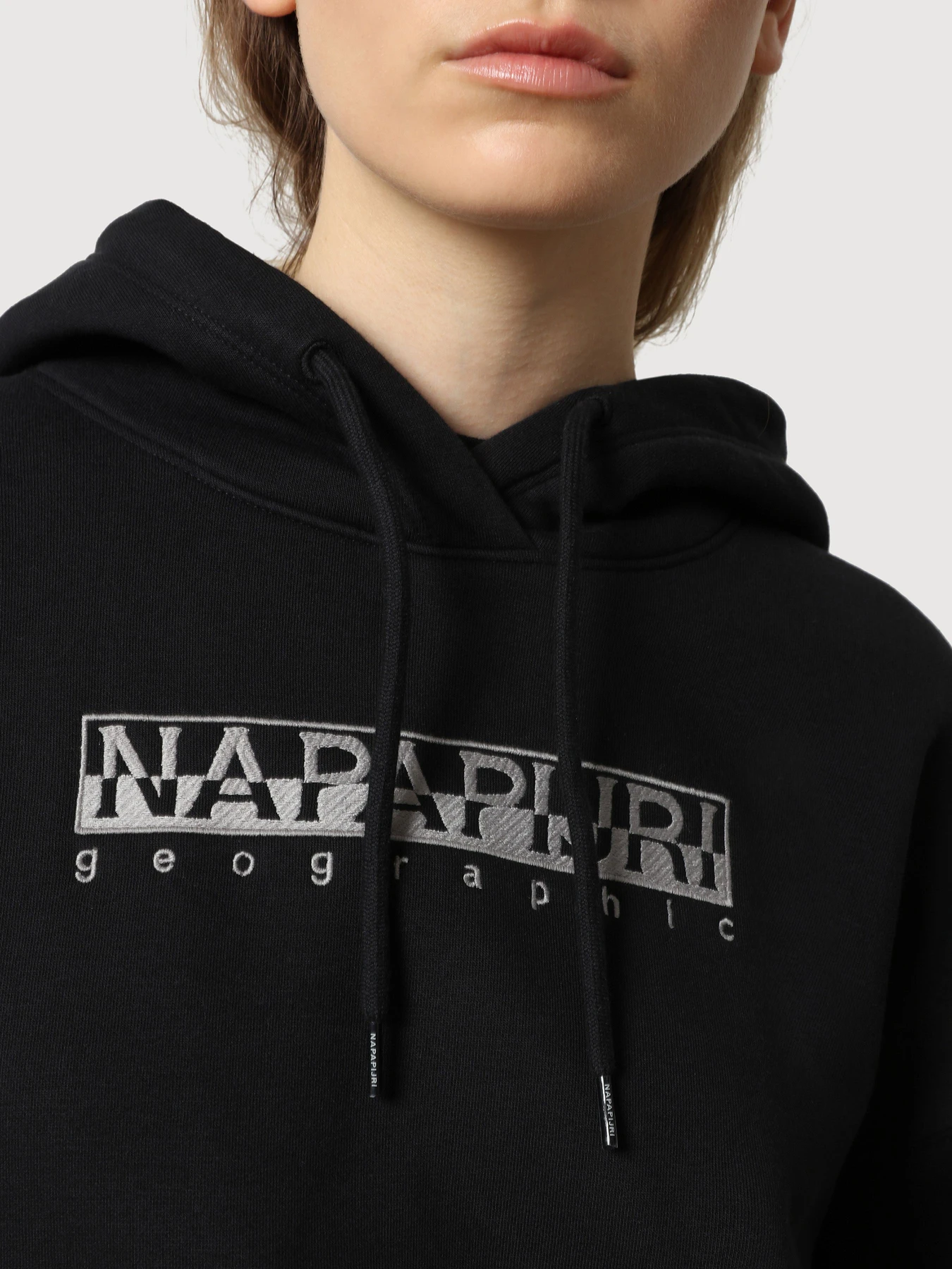 Худи и свитшоты Napapijri Bebel модель NP0A4FSA0411 Худи и свитшоты Napapijri Bebel модель NP0A4FSA0411 Фото