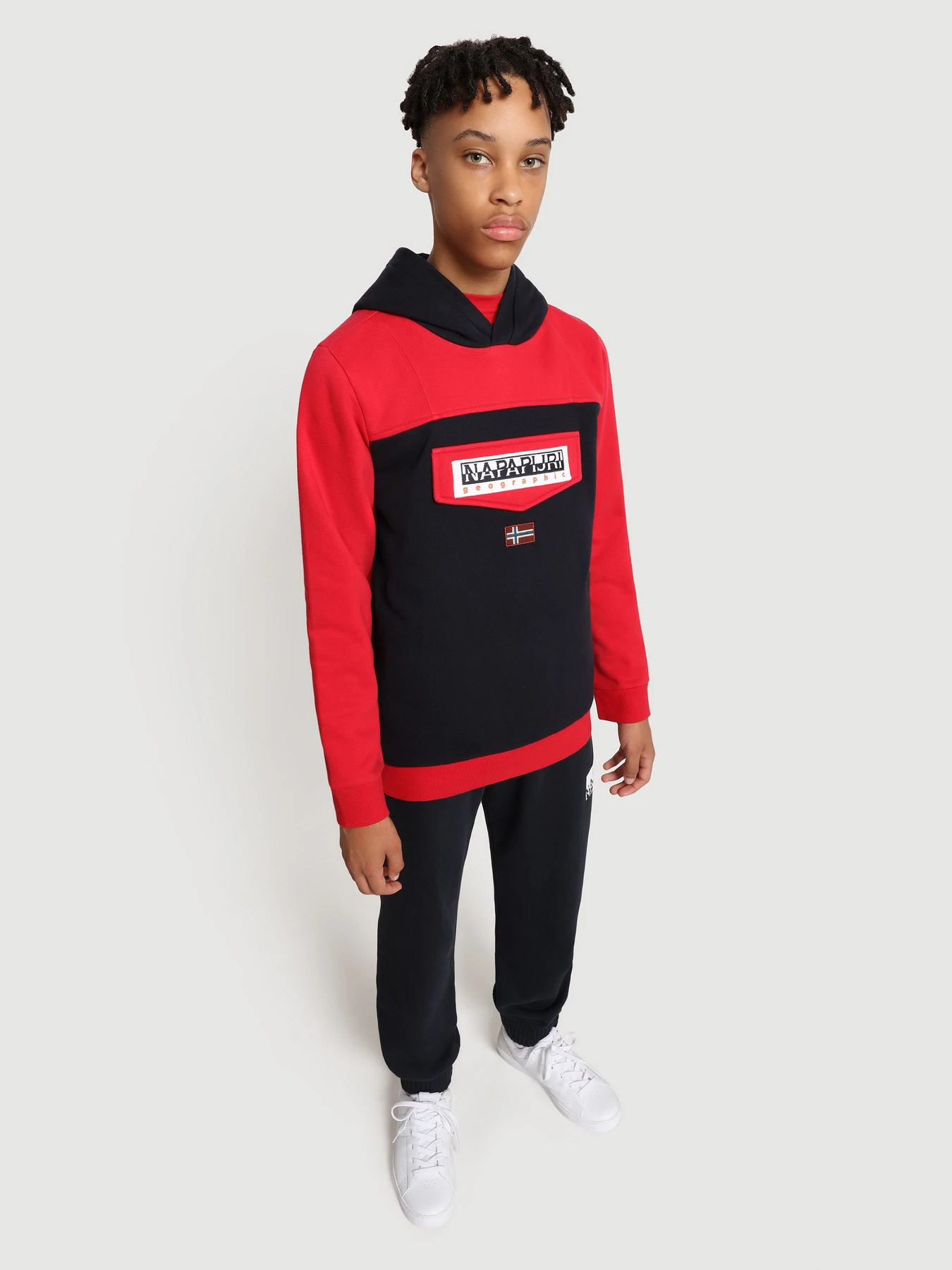 Худи и свитшоты Napapijri K Burgee W 1 модель NP0A4FW1MACS Худи и свитшоты Napapijri K Burgee W 1 модель NP0A4FW1MACS Фото