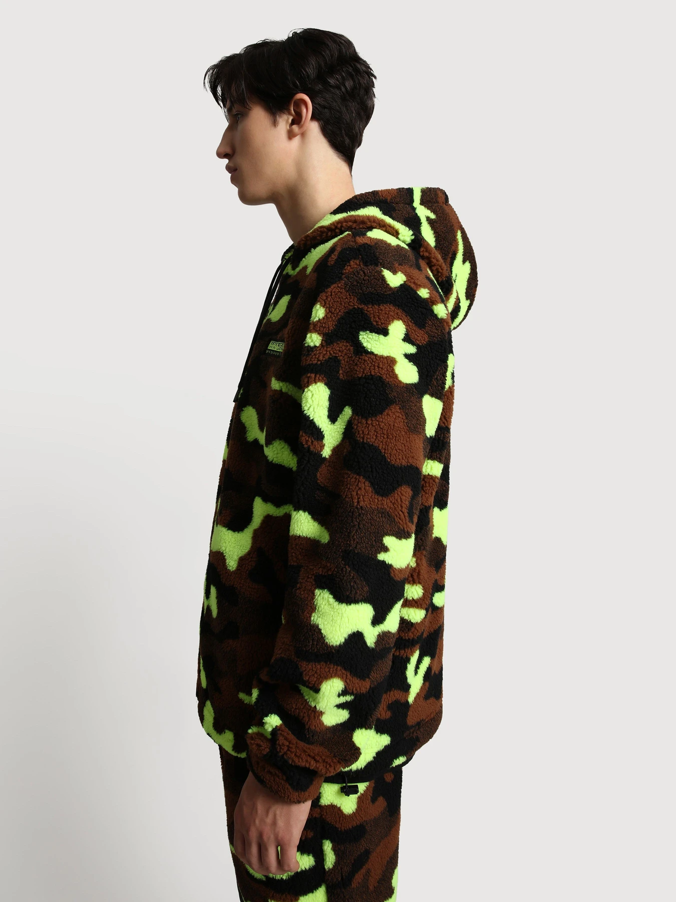 Куртки и дубленки Napapijri A-Curly Camo модель NP0A4GHCFAS2 Фото