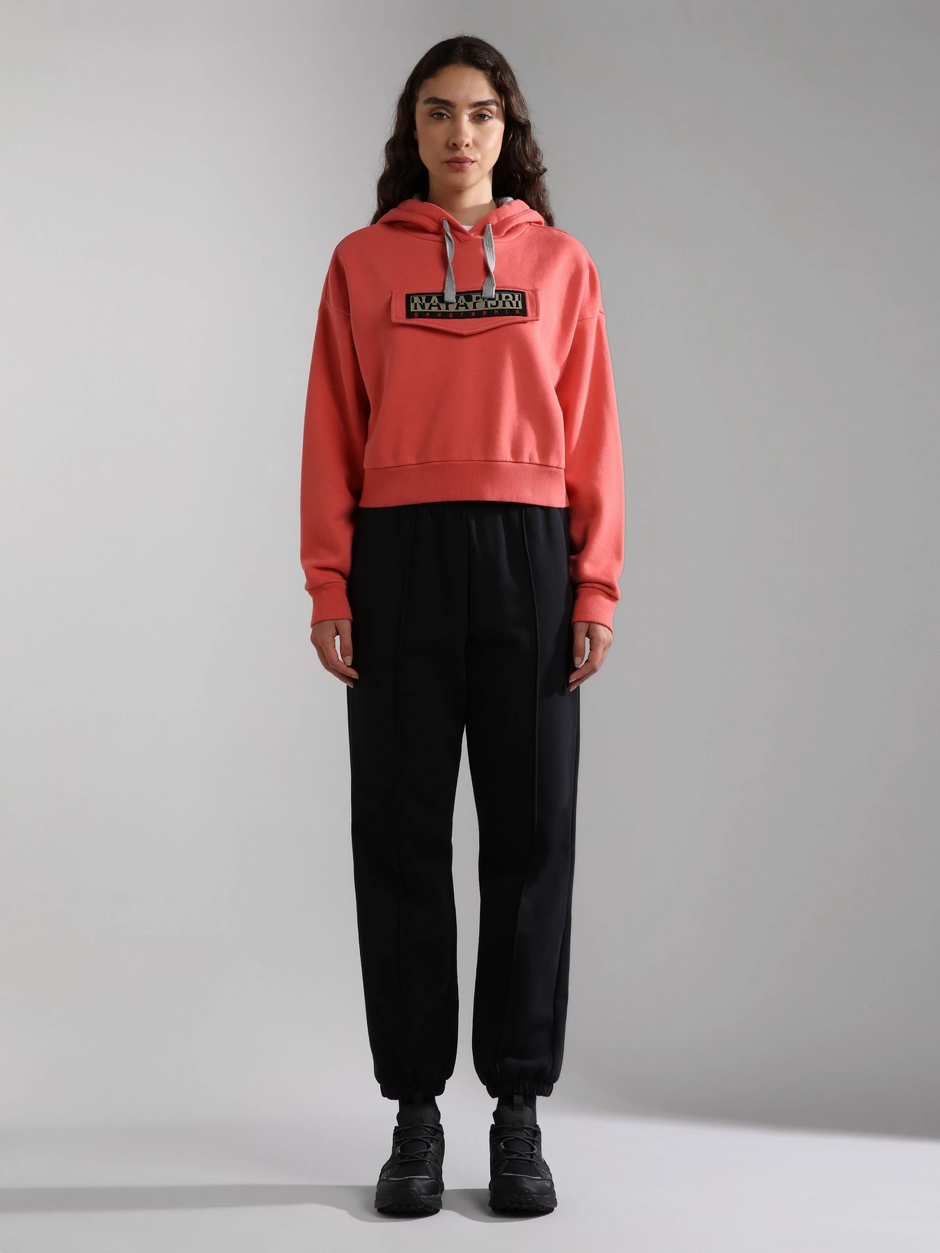 Худи и свитшоты Napapijri Burgee Crop модель NP0A4GKJPP3S Худи и свитшоты Napapijri Burgee Crop модель NP0A4GKJPP3S Фото