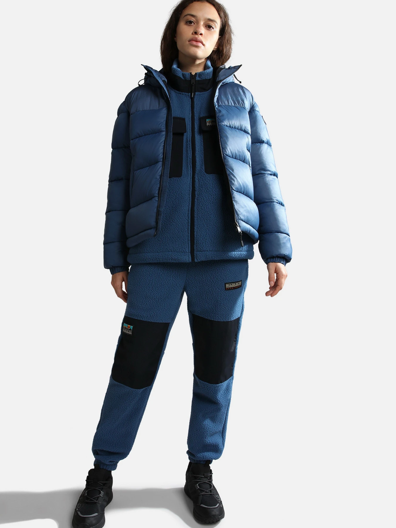 Куртки и дубленки Napapijri T-Step Fz модель NP0A4GVWBS5S Куртки и дубленки Napapijri T-Step Fz модель NP0A4GVWBS5S Фото
