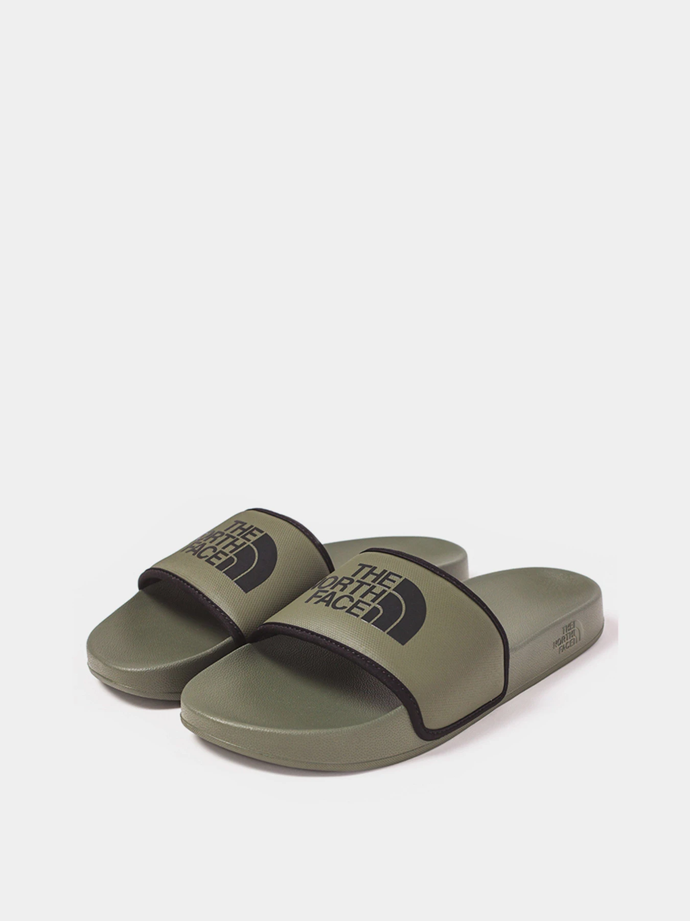 Шлёпанцы The North Face Base Camp Slide III модель NF0A4T2RBQW1 Шлёпанцы The North Face Base Camp Slide III модель NF0A4T2RBQW1 Фото