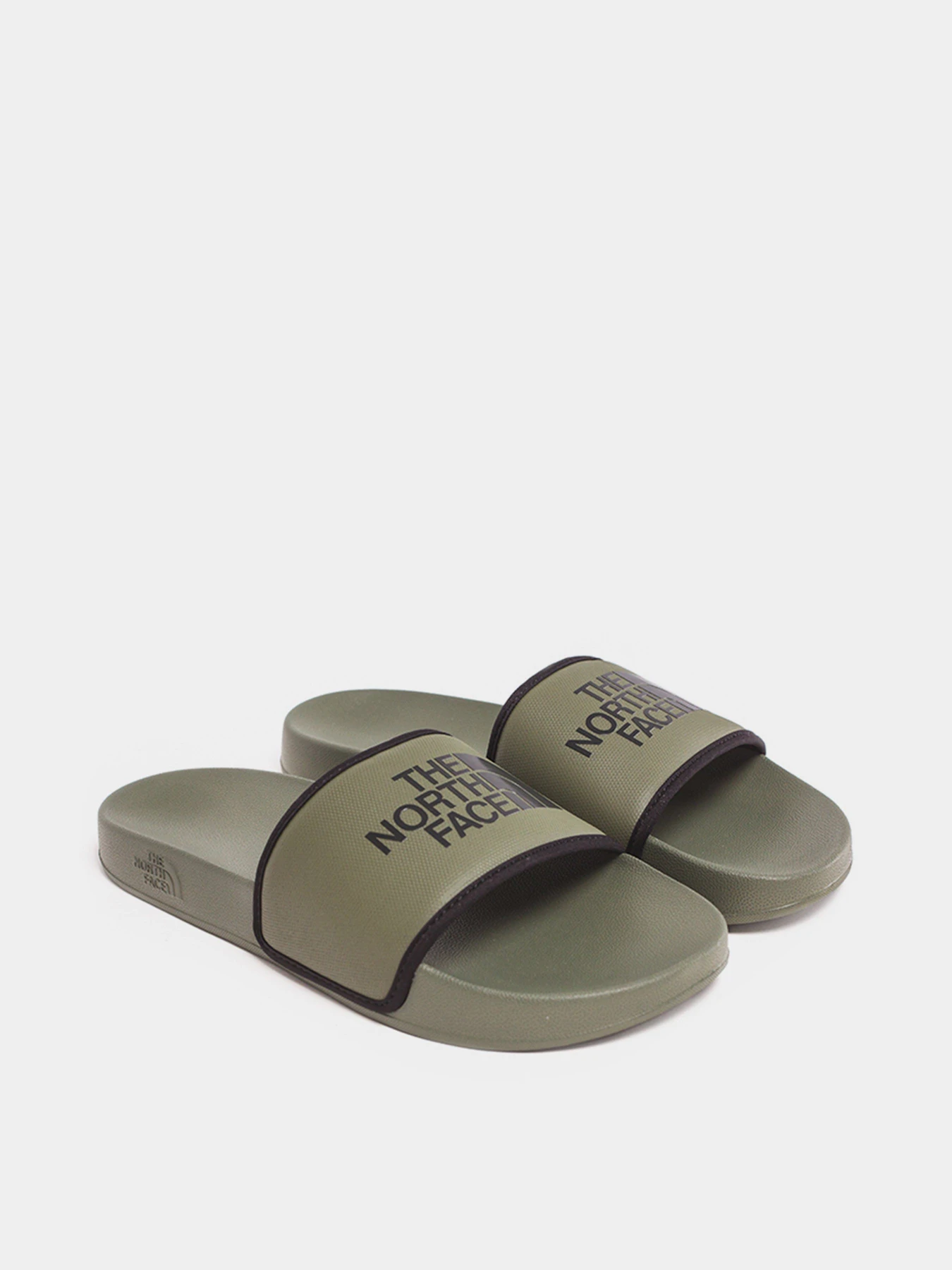 Шлёпанцы The North Face Base Camp Slide III модель NF0A4T2RBQW1 Шлёпанцы The North Face Base Camp Slide III модель NF0A4T2RBQW1 Фото