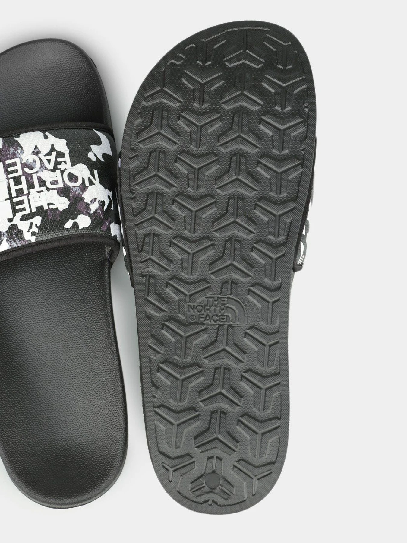 Шлёпанцы The North Face Base Camp Slide III модель NF0A4T2R3451 Фото
