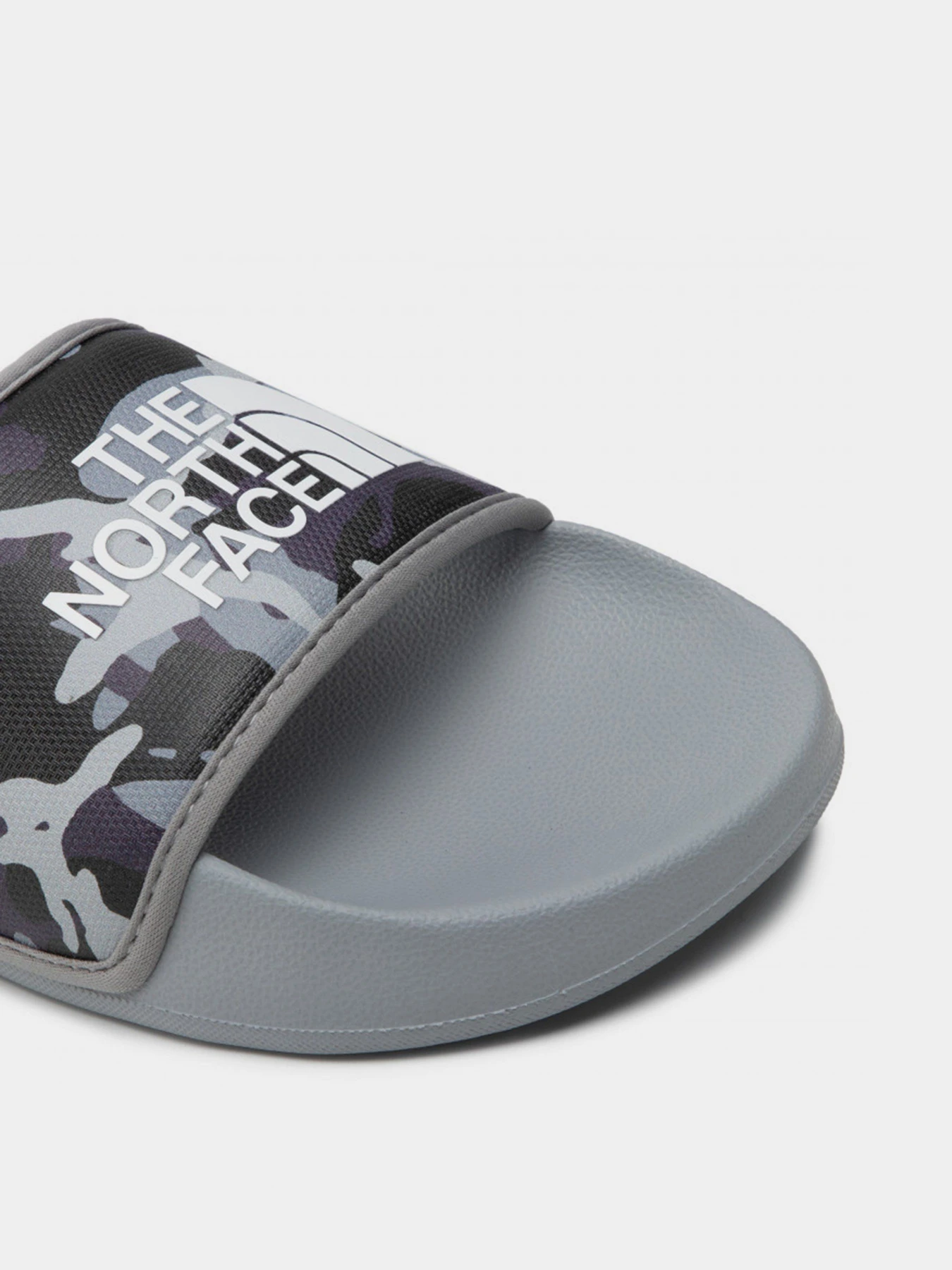 Шлёпанцы The North Face Base Camp Slide III модель NF0A4T2R31B1 Фото