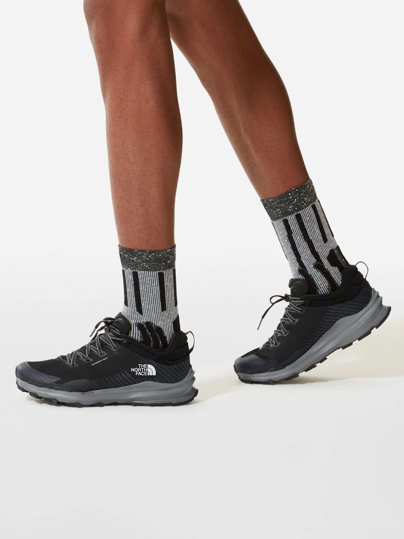 Кроссовки The North Face VECTIV™ FASTPACK FUTURELIGHT™ модель NF0A5JCYNY71 Кроссовки The North Face VECTIV™ FASTPACK FUTURELIGHT™ модель NF0A5JCYNY71 Фото