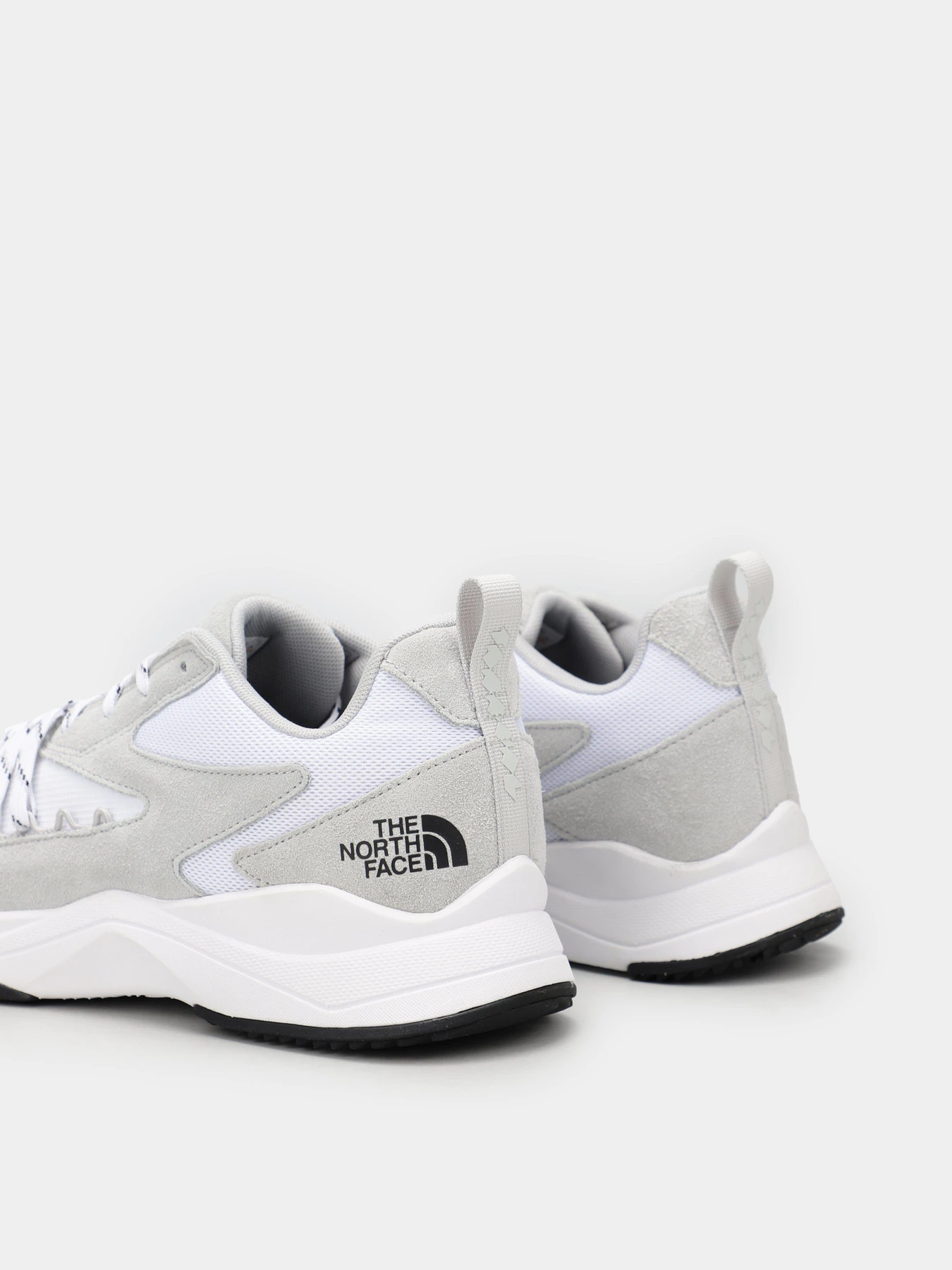 Кроссовки The North Face Taraval Spirit модель NF0A5LVNAE71 Кроссовки The North Face Taraval Spirit модель NF0A5LVNAE71 Фото