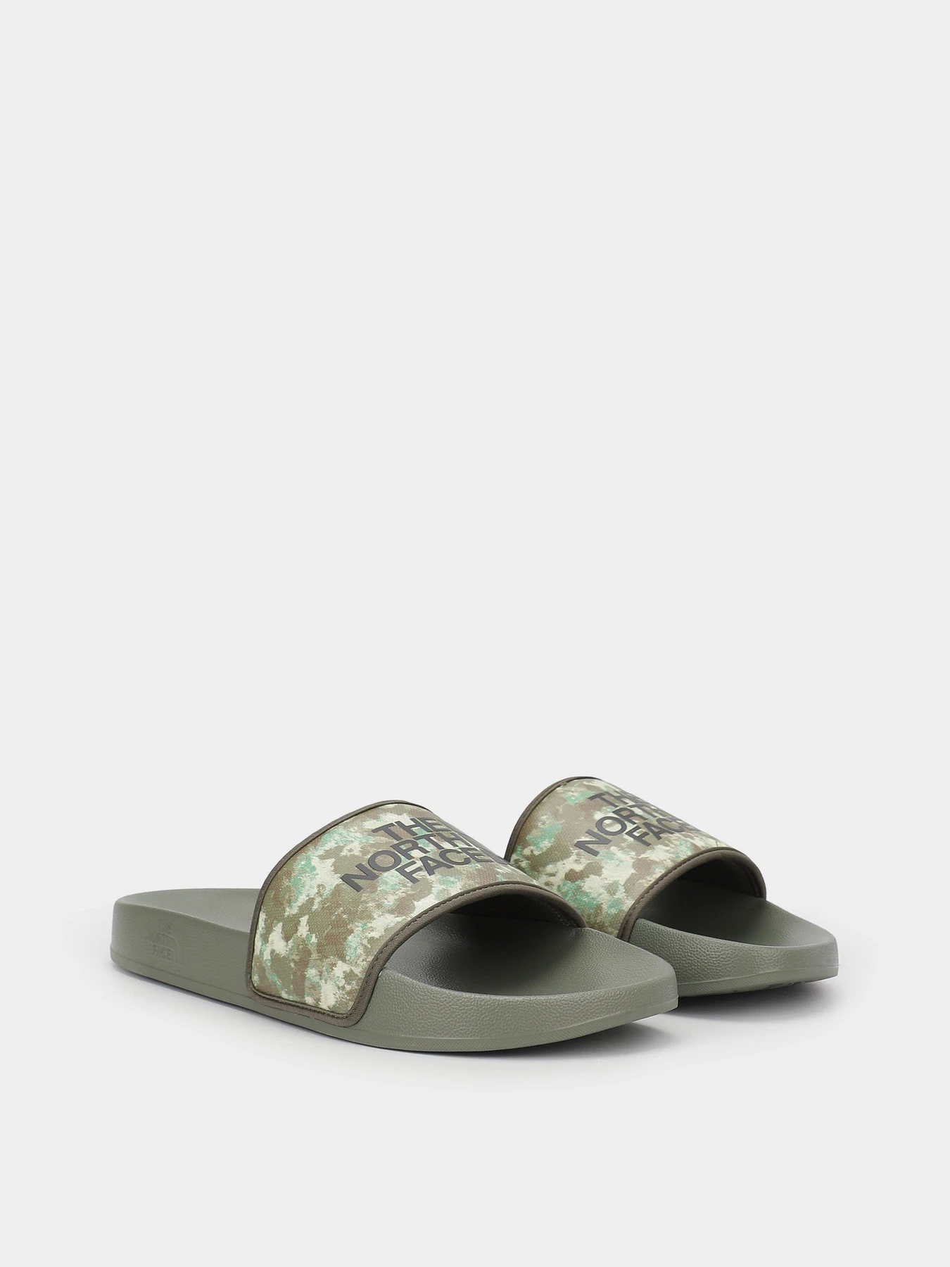 Шлёпанцы The North Face Base Camp Slide III модель NF0A4T2RIYL1 Шлёпанцы The North Face Base Camp Slide III модель NF0A4T2RIYL1 Фото