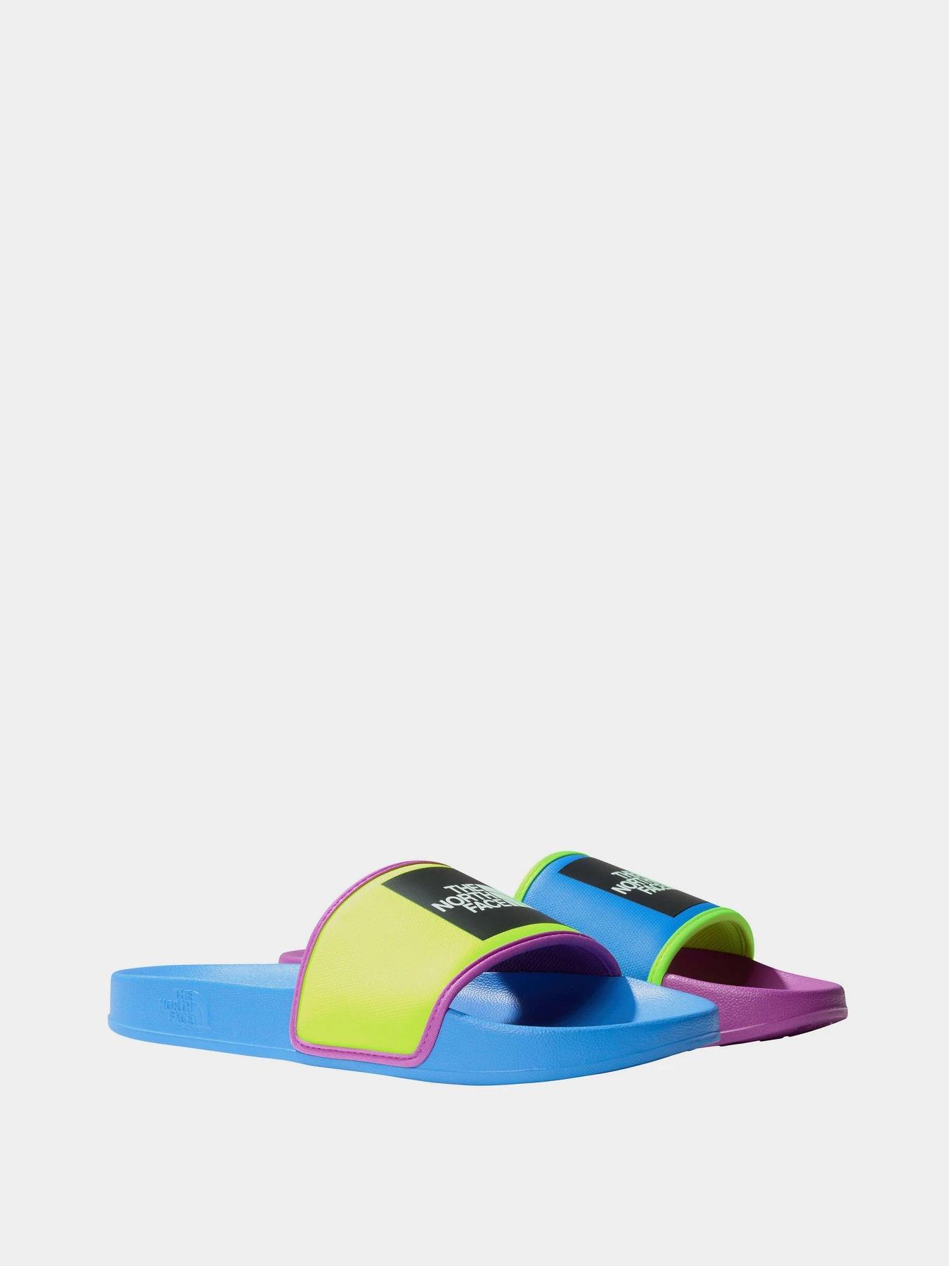 Шльопанці The North Face Base Camp Slide III модель NF0A5LVWIIV1 Шльопанці The North Face Base Camp Slide III модель NF0A5LVWIIV1 Фото