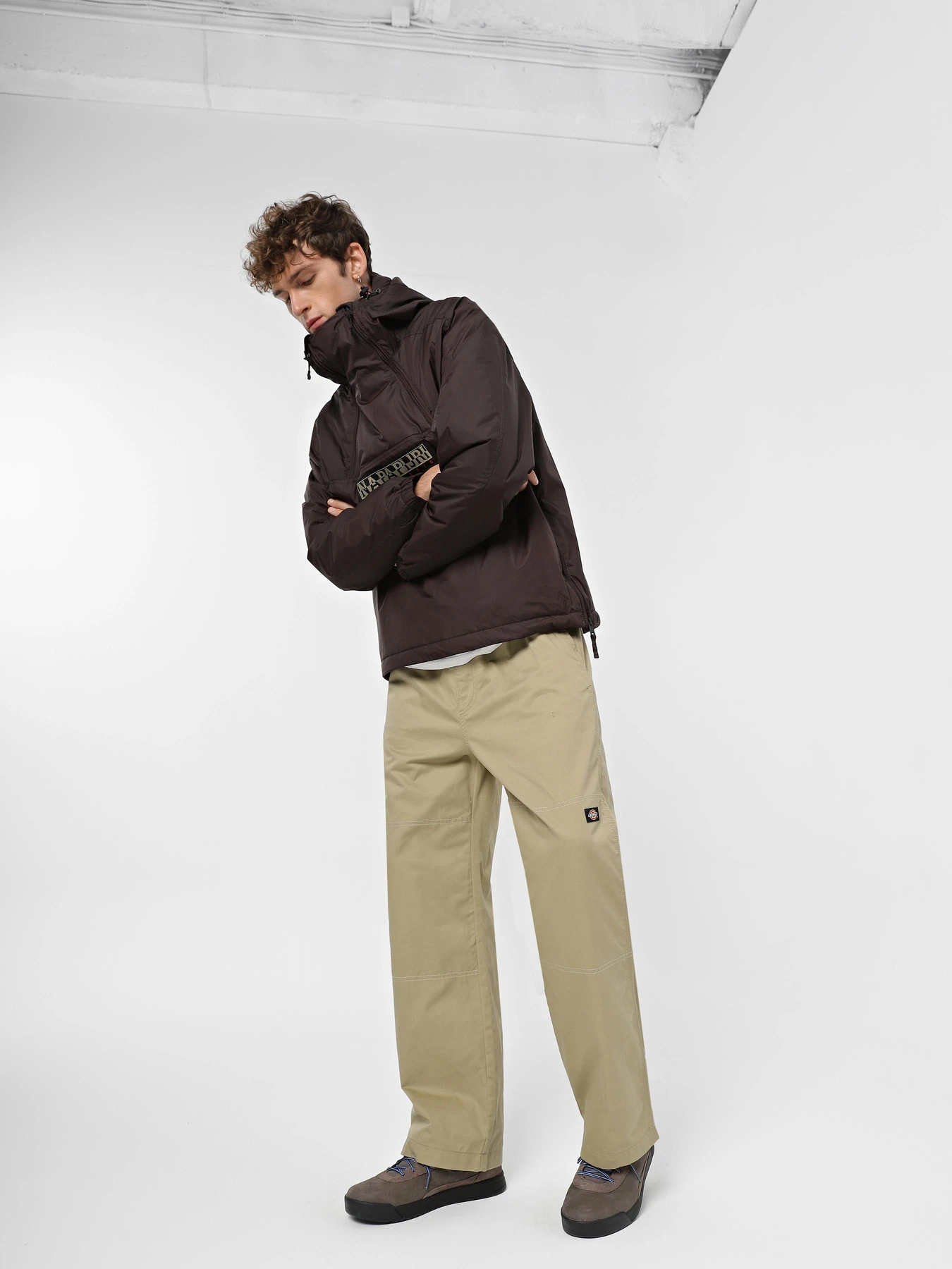 Ботинки и сапоги The North Face Larimer Mid WP модель NF0A52RMSDE1 Ботинки и сапоги The North Face Larimer Mid WP модель NF0A52RMSDE1 Фото
