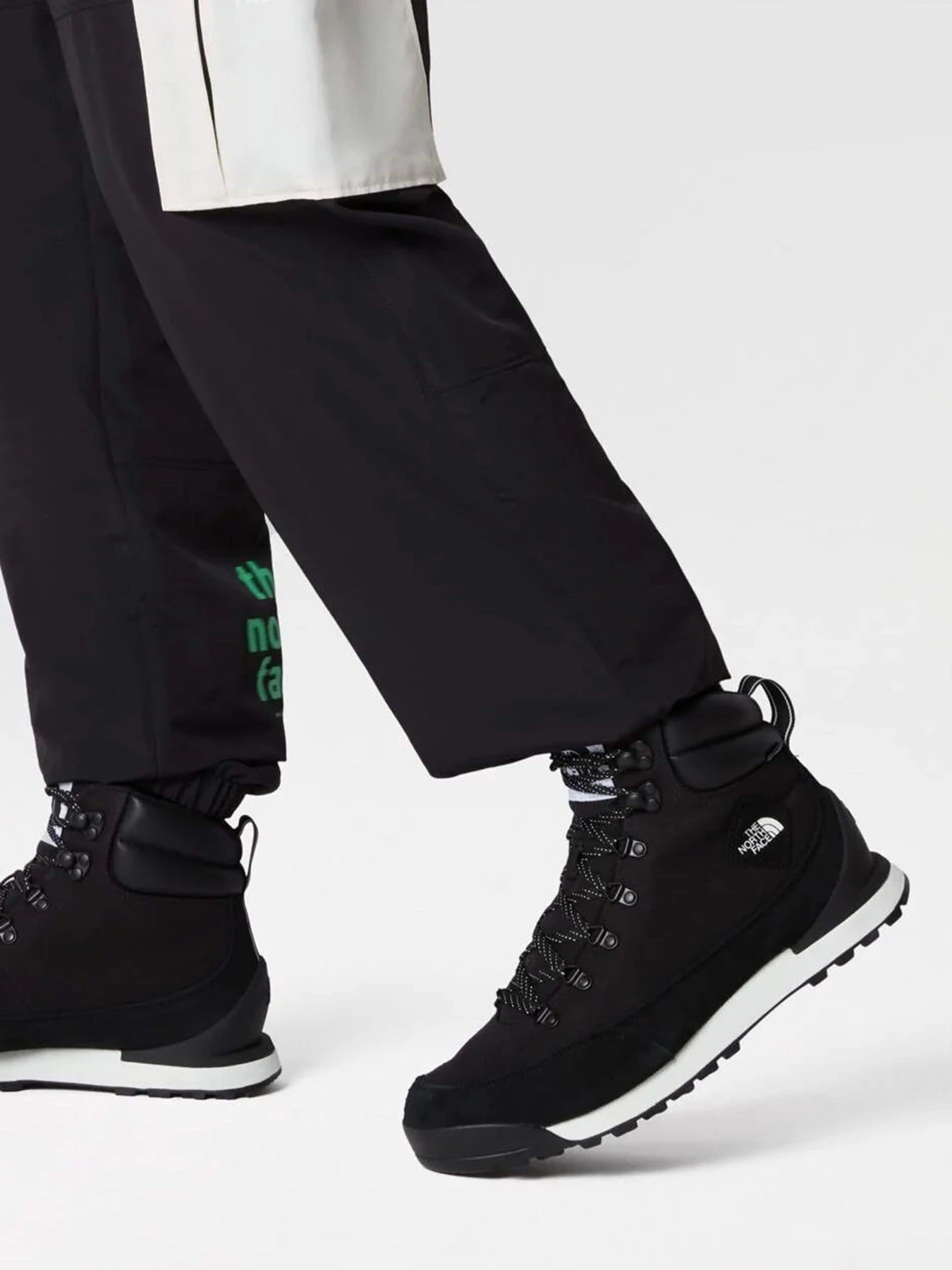 Ботинки и сапоги The North Face Back-To-Berkeley IV Textile Waterproof модель NF0A8177KY41 Фото