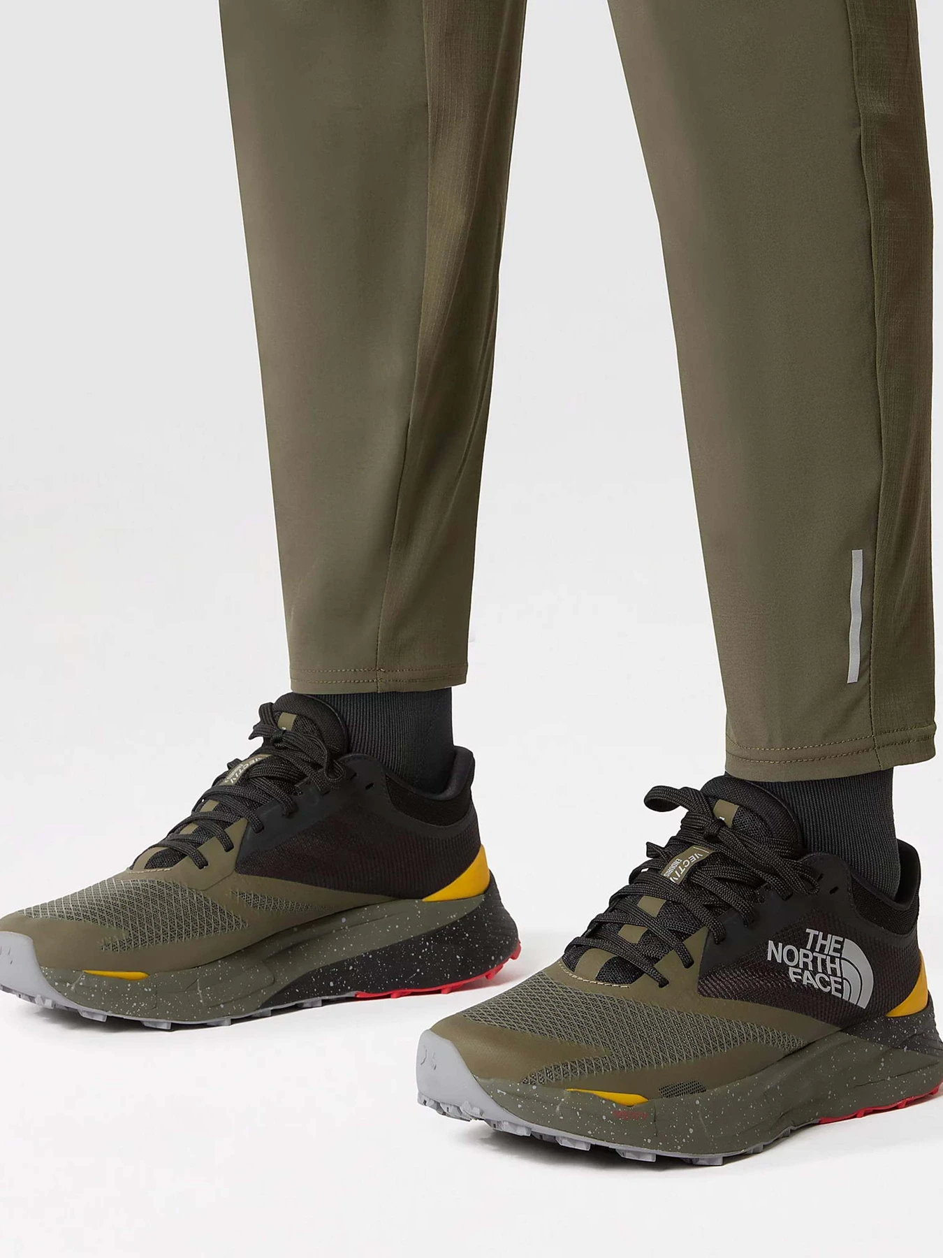 Кроссовки The North Face VECTIV Enduris 3 модель NF0A7W5OBQW1 Кроссовки The North Face VECTIV Enduris 3 модель NF0A7W5OBQW1 Фото