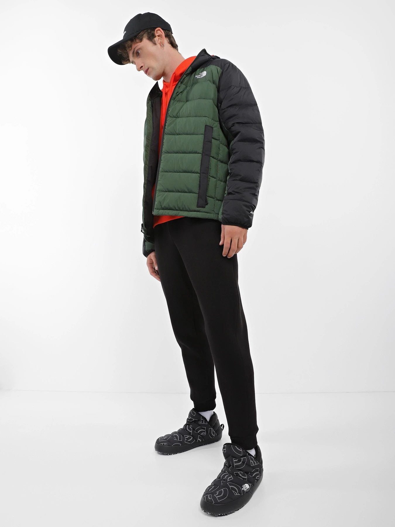 Ботинки и сапоги The North Face Thermoball™ Traction модель NF0A3MKHOJS1 Фото