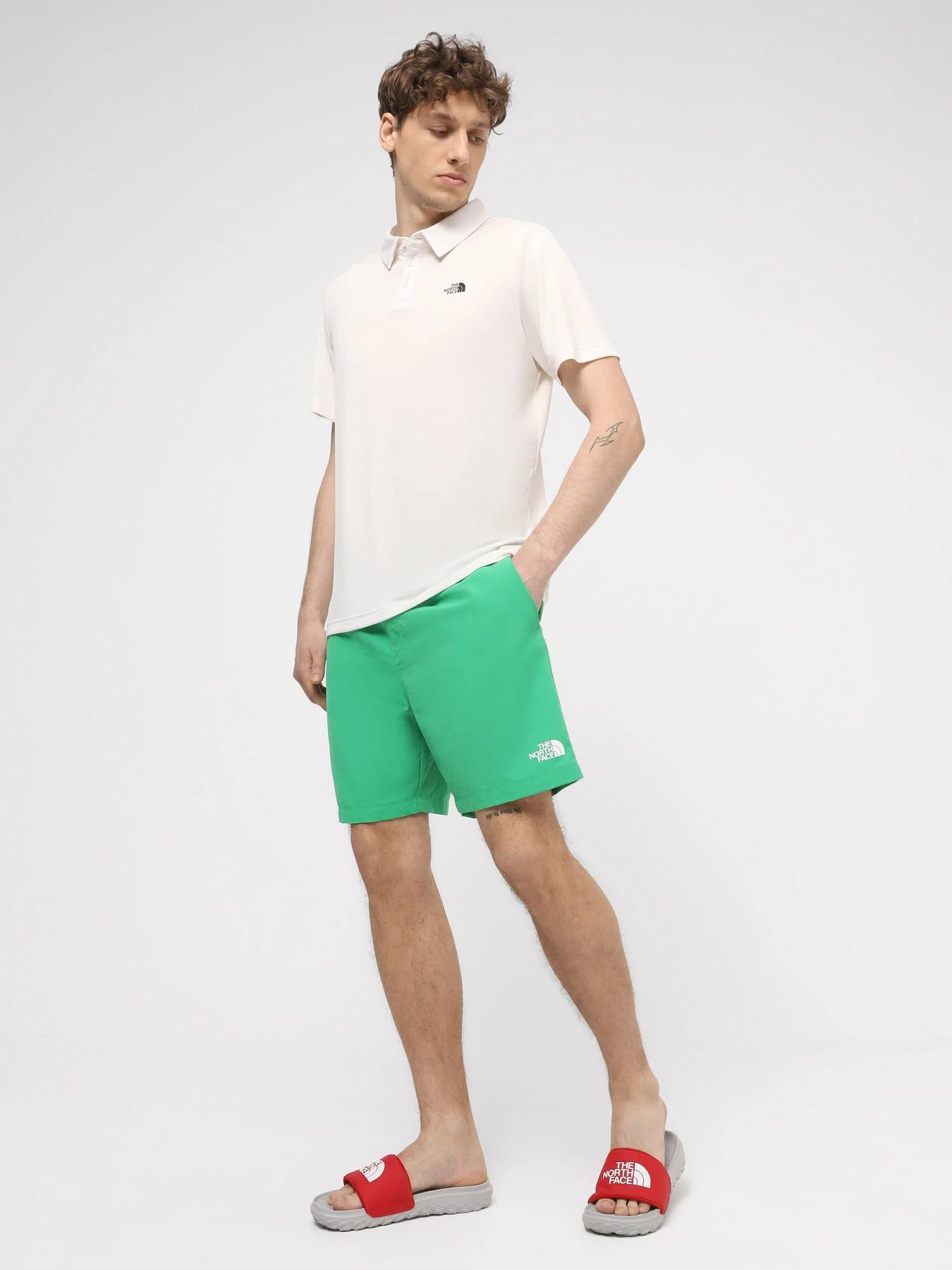 Шлёпанцы The North Face M Never Stop Cush Slide модель NF0A8A90M2C1 Шлёпанцы The North Face M Never Stop Cush Slide модель NF0A8A90M2C1 Фото