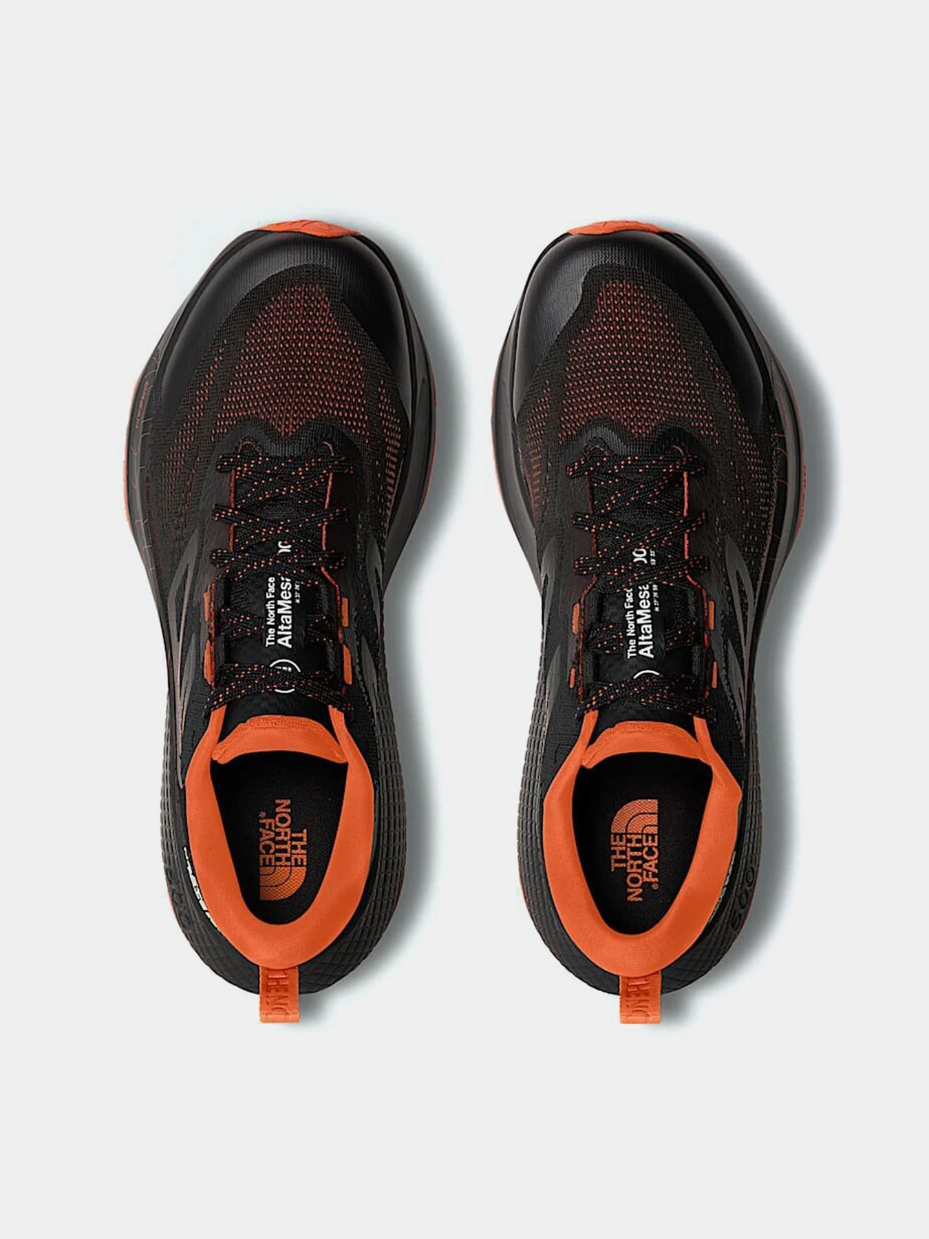 Кроссовки The North Face модель NF0A83N3F381 Кроссовки The North Face модель NF0A83N3F381 Фото