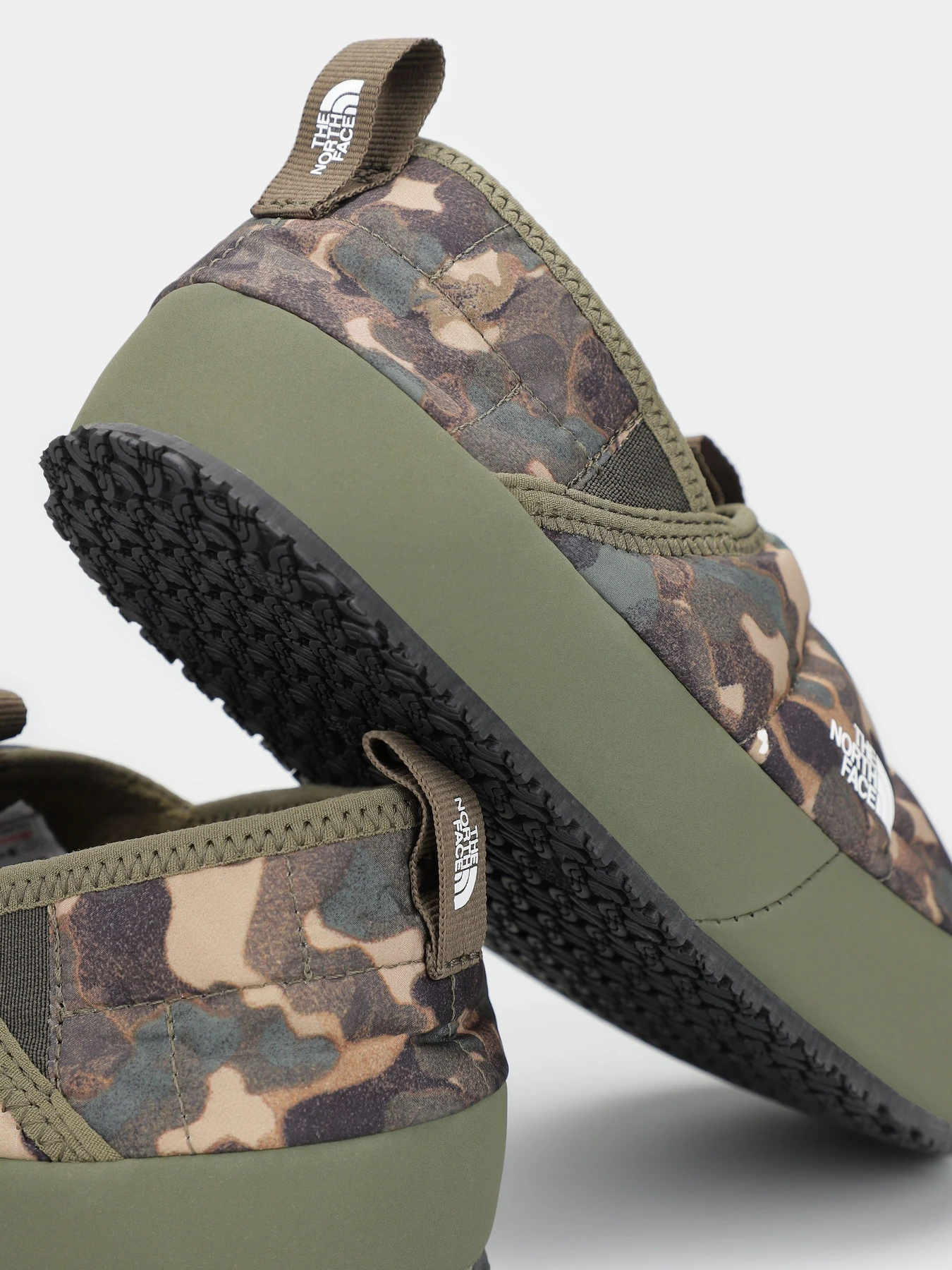 Сліпони та мокасини The North Face Thermoball Traction модель NF0A39UXOI01 Фото