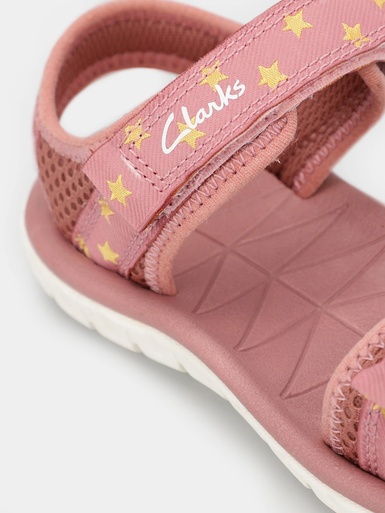 Сандалии Clarks Surfing Tide модель 26164802 Сандалии Clarks Surfing Tide модель 26164802 Фото