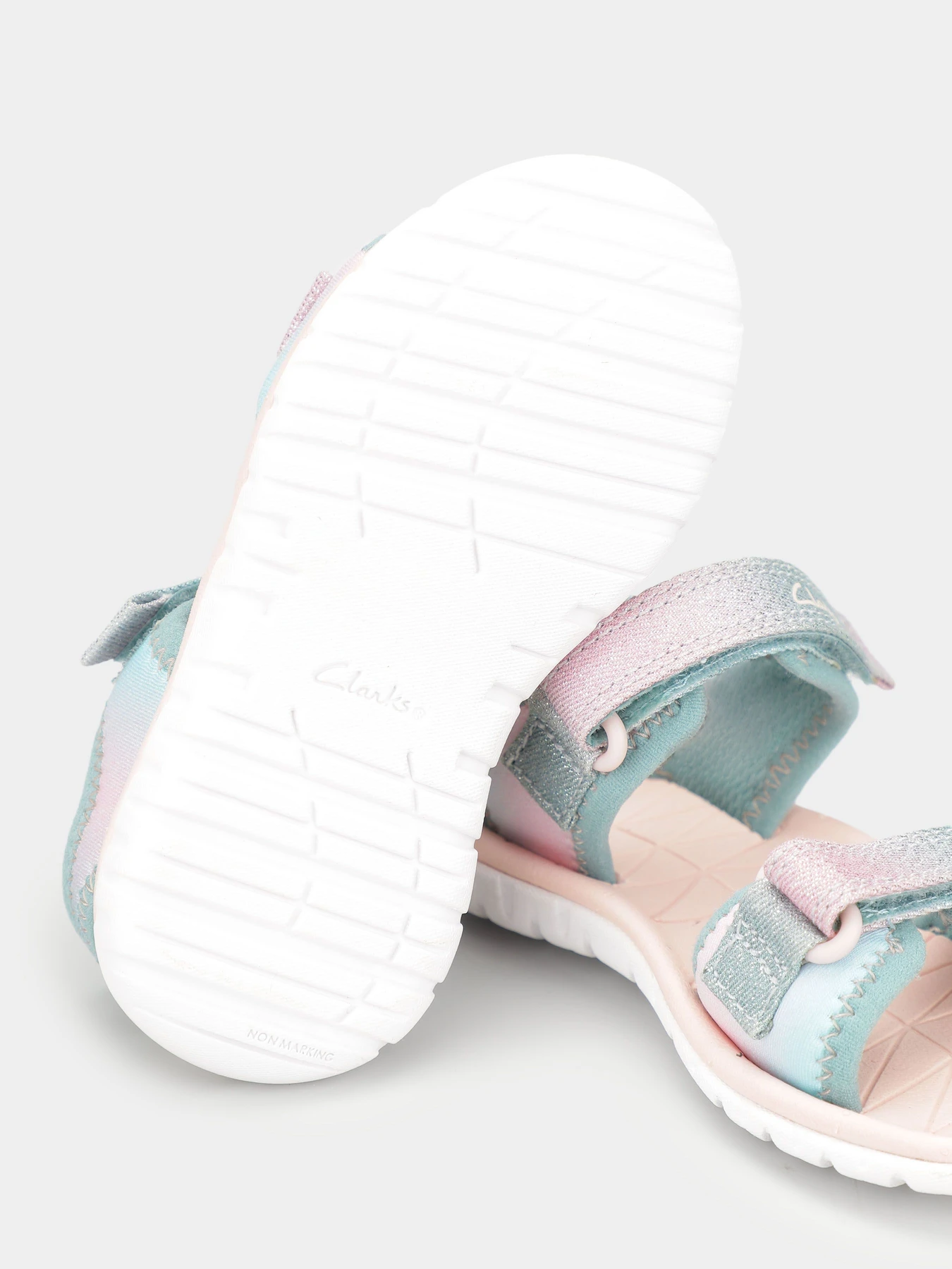Сандалии Clarks Wallabee Gore-Tex модель 26176751 Сандалии Clarks Wallabee Gore-Tex модель 26176751 Фото