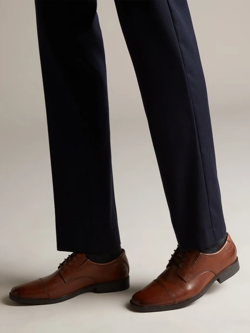 Туфлі та лофери Clarks Tilden Cap модель 26130096 Фото