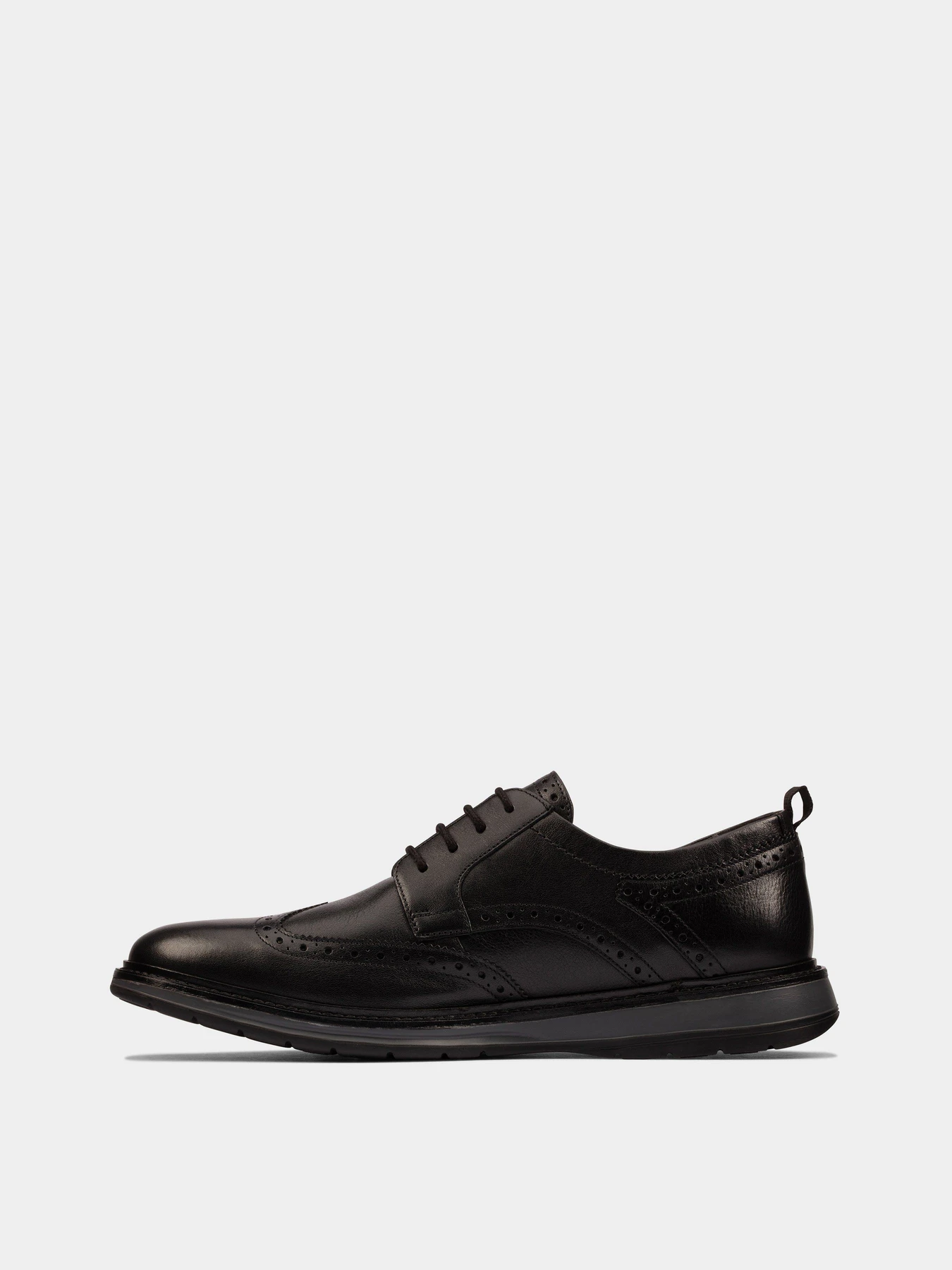 Туфли и лоферы Clarks Chantry Wing модель 26157329 Фото
