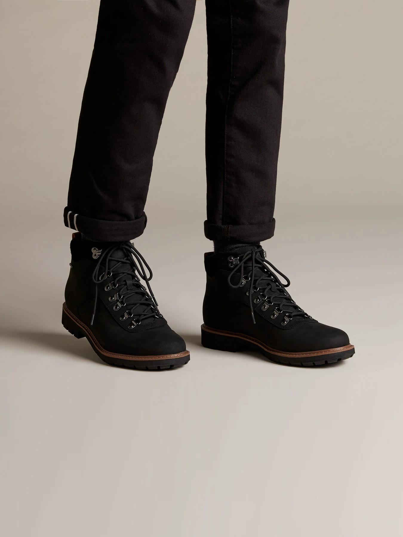 Ботинки и сапоги Clarks BatcombeAlpGTX модель 26144797 Ботинки и сапоги Clarks BatcombeAlpGTX модель 26144797 Фото