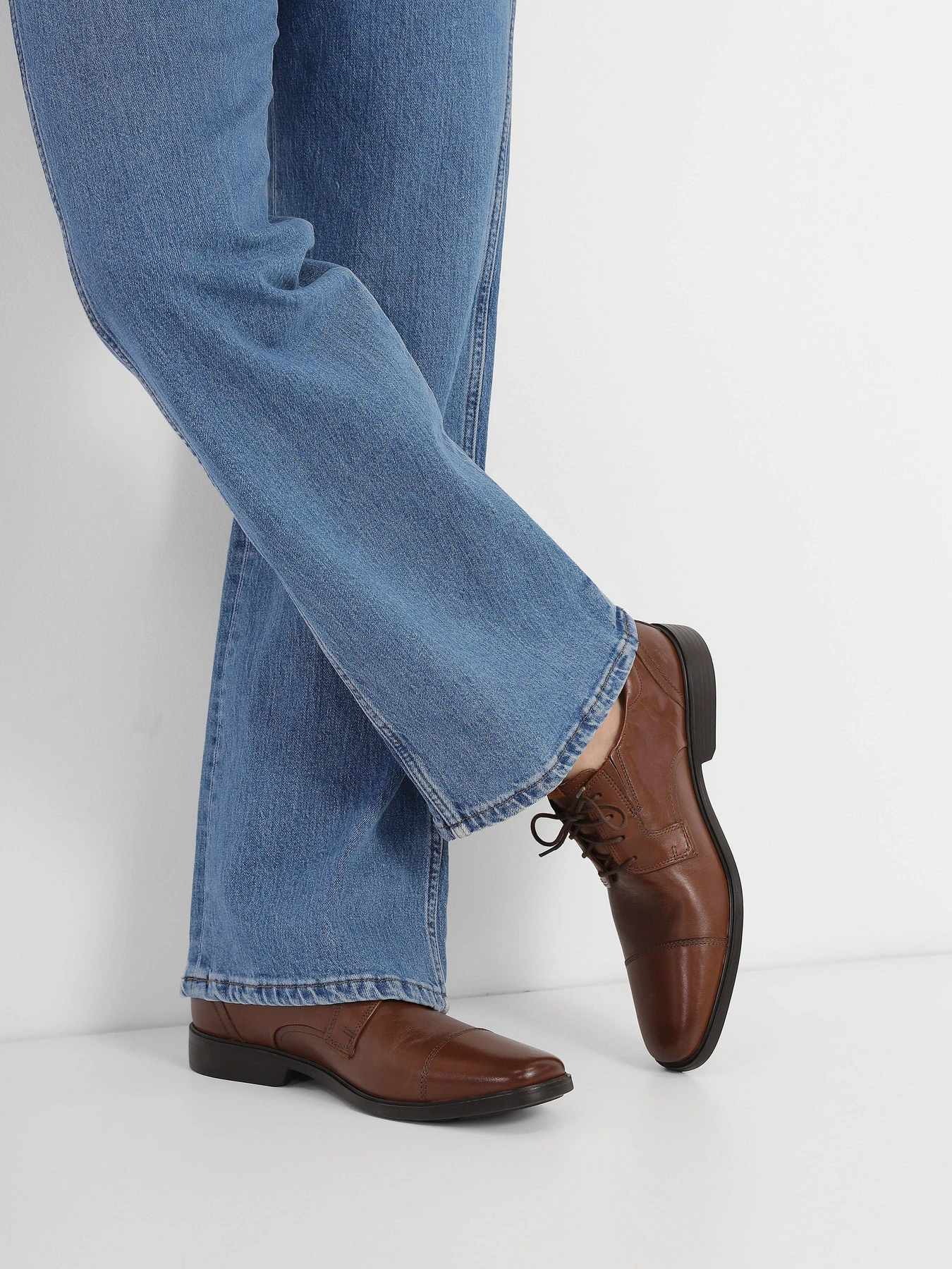 Туфли и лоферы Clarks Clarkslite Cap Toe модель 26167933 Туфли и лоферы Clarks Clarkslite Cap Toe модель 26167933 Фото