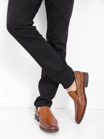 Туфли и лоферы Clarks Tilden Free модель 26130098 Фото