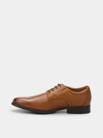 Туфли и лоферы Clarks Whiddon Plain Toe модель 26152919 Фото