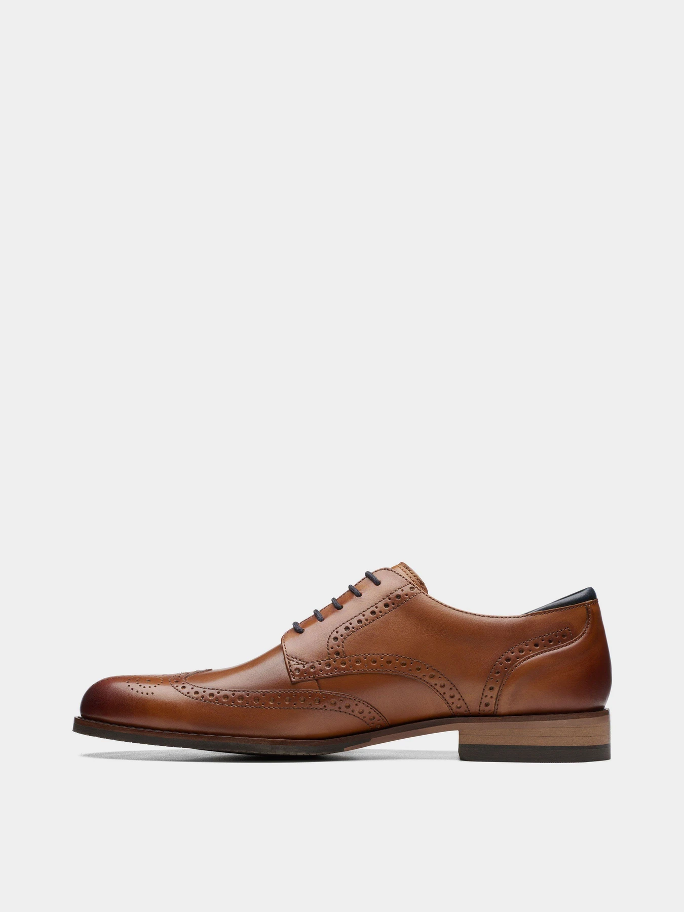 Туфли и лоферы Clarks Craft Arlo Lace модель 26171453 Туфли и лоферы Clarks Craft Arlo Lace модель 26171453 Фото