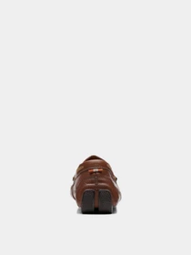 Сліпони та мокасини Clarks Markman Seam Tan Leather модель 26171568 Фото