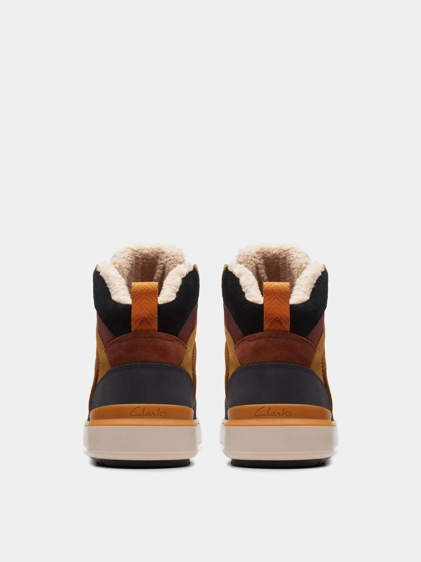 Черевики та чоботи Clarks Court Lite Waterproof British Tan Warmlined модель 26173479 Фото