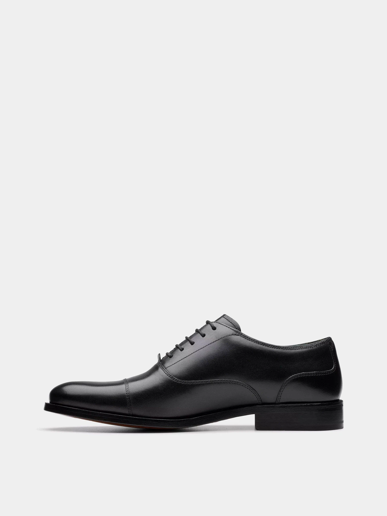 Туфли и лоферы Clarks Craft James Cap модель 26178572 Фото