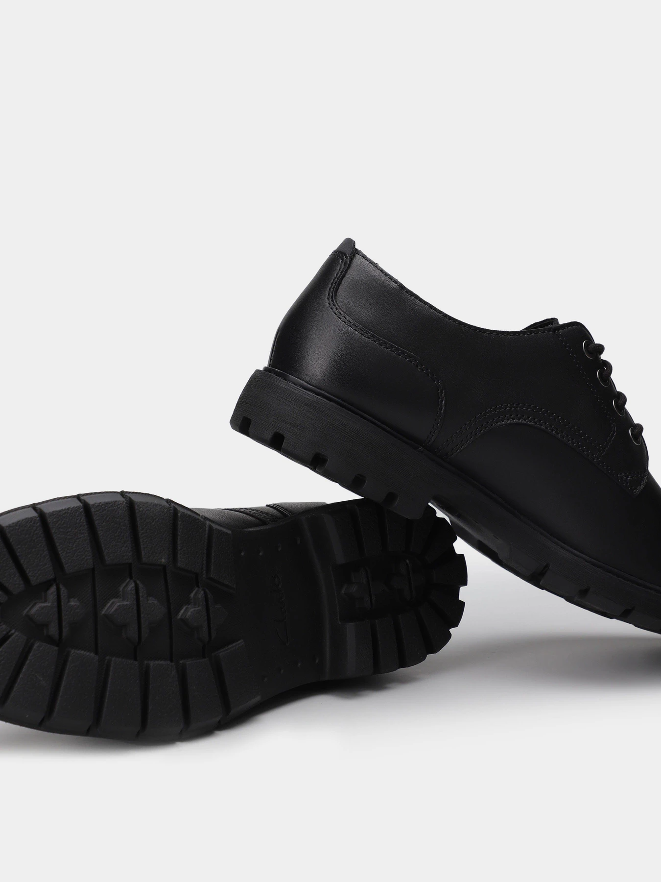 Туфли и лоферы Clarks Batcombe Tie Gore-tex модель 26173437 Фото